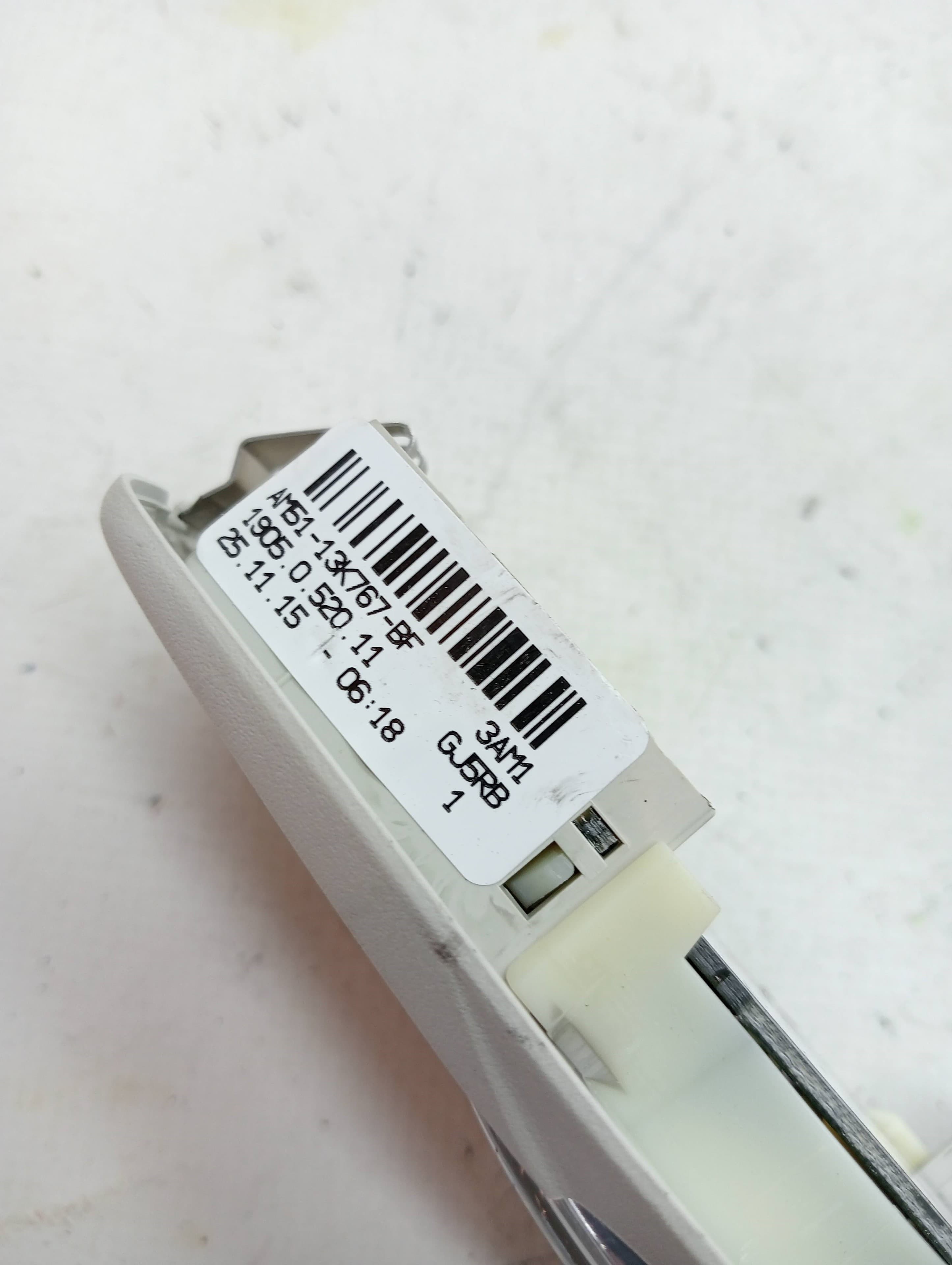 Luz interior FORD FOCUS LIM. 3