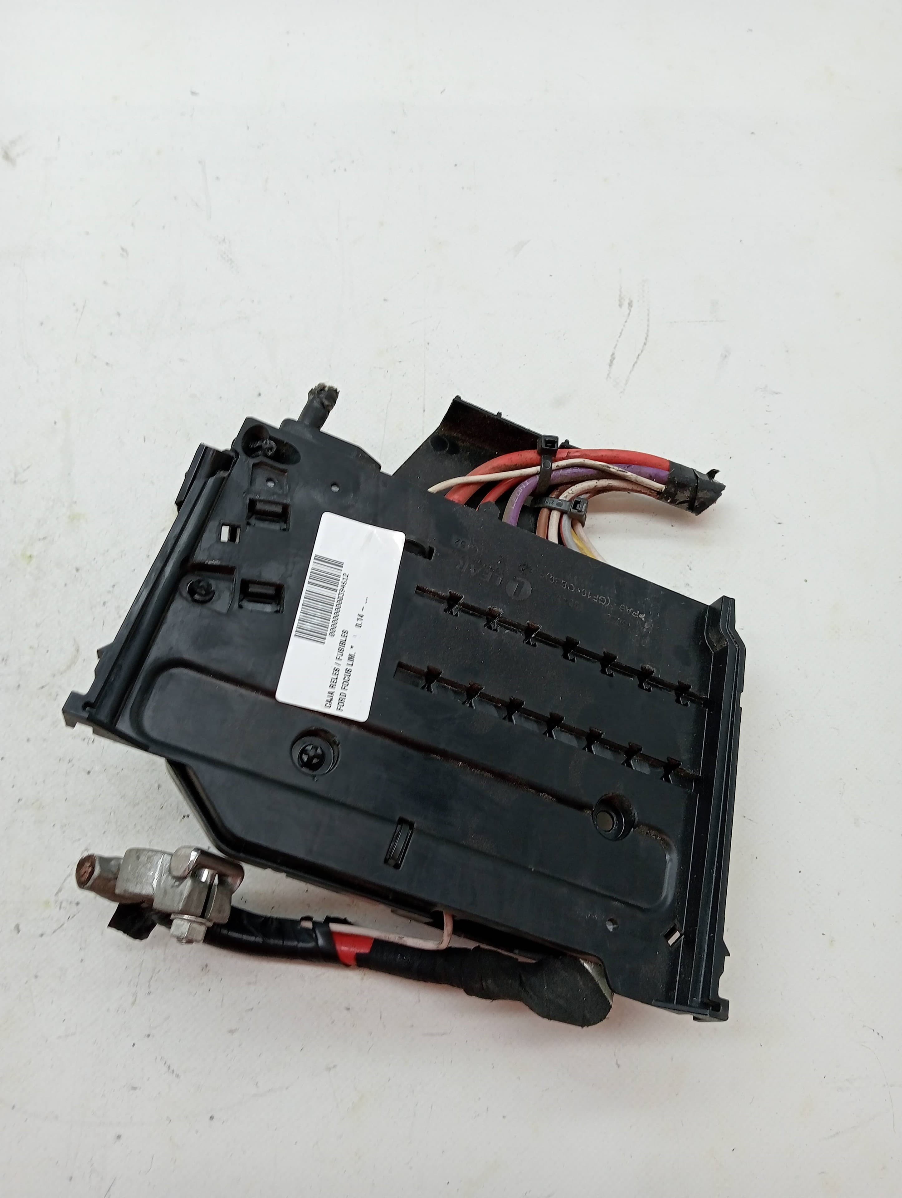 Caja reles / fusibles FORD FOCUS LIM. 3