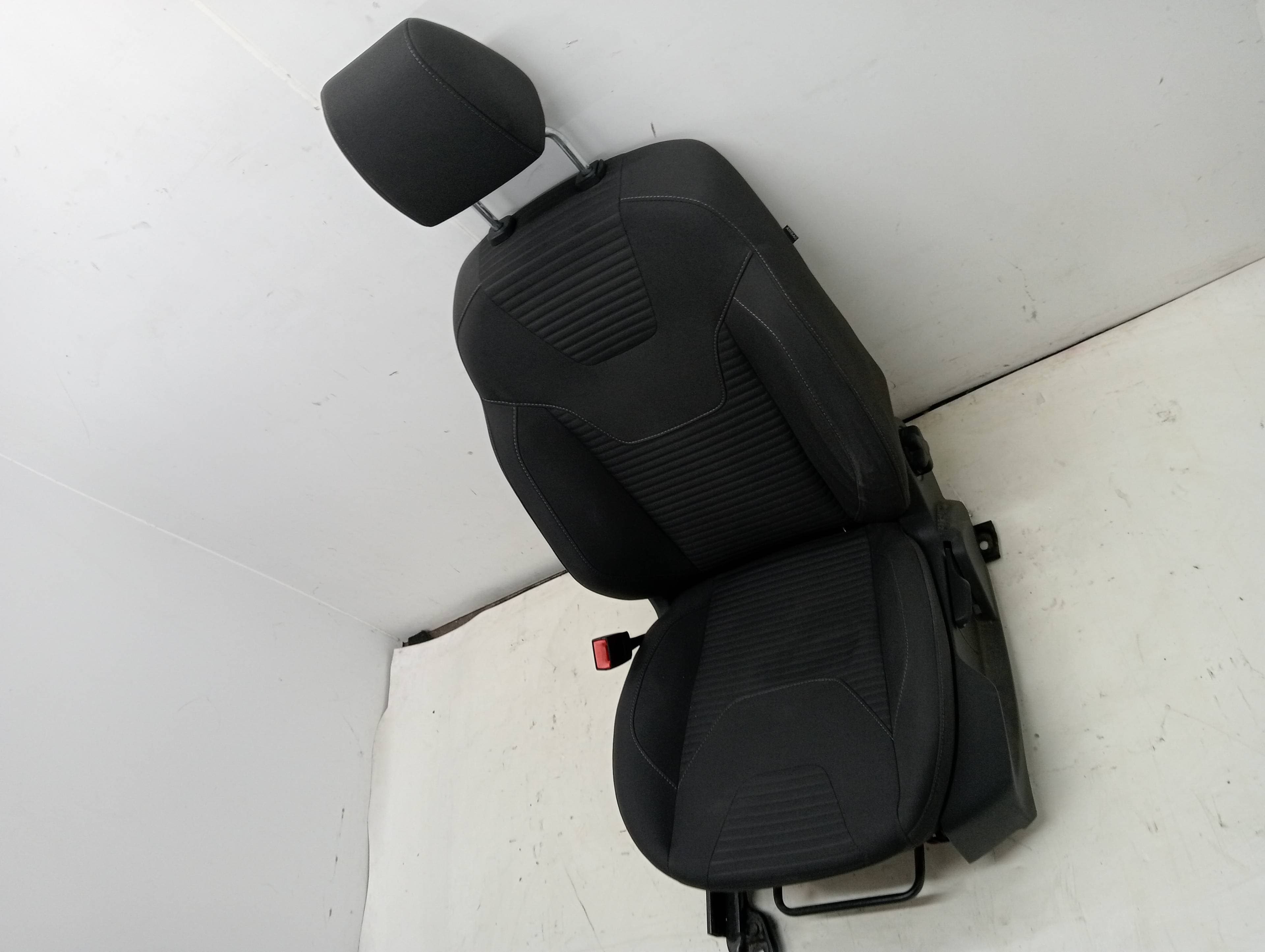 Asiento delantero izquierdo FORD FOCUS LIM. 3