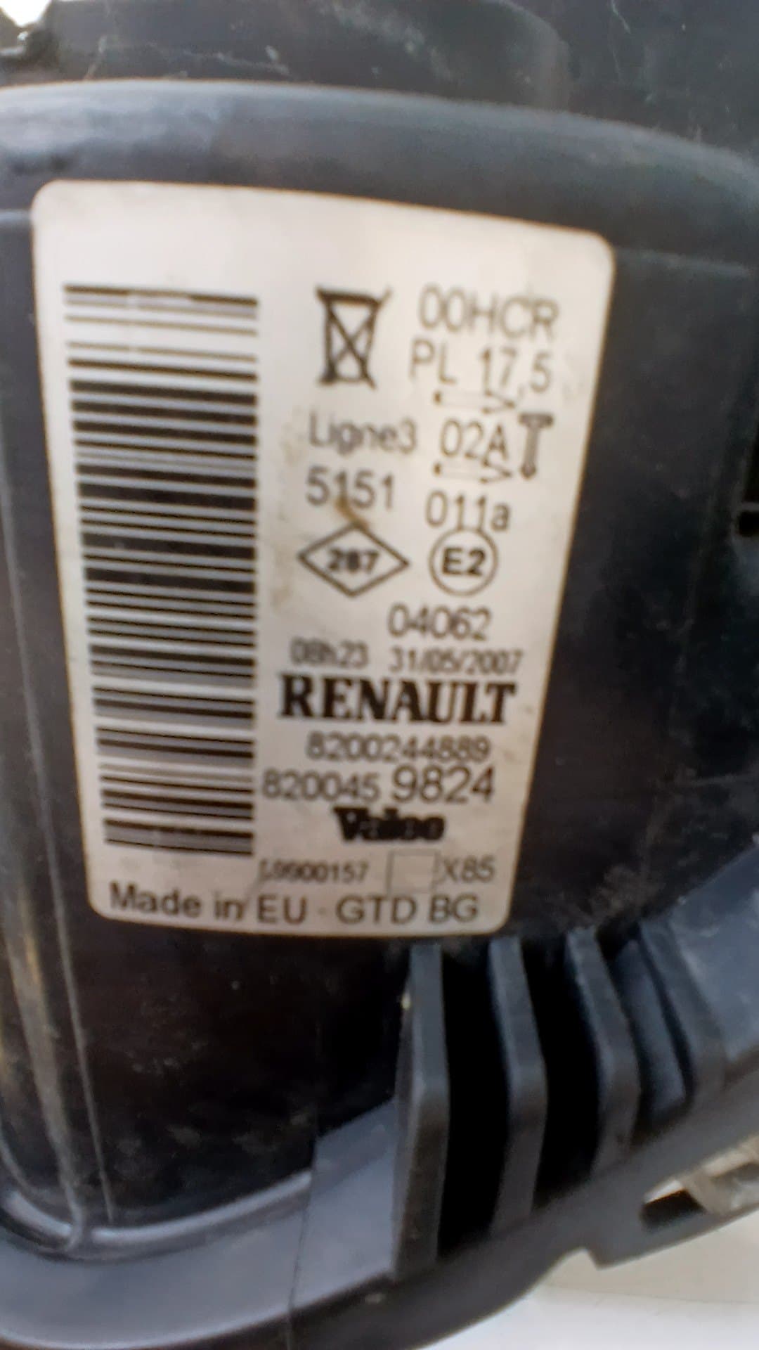 Faro izquierdo RENAULT CLIO III