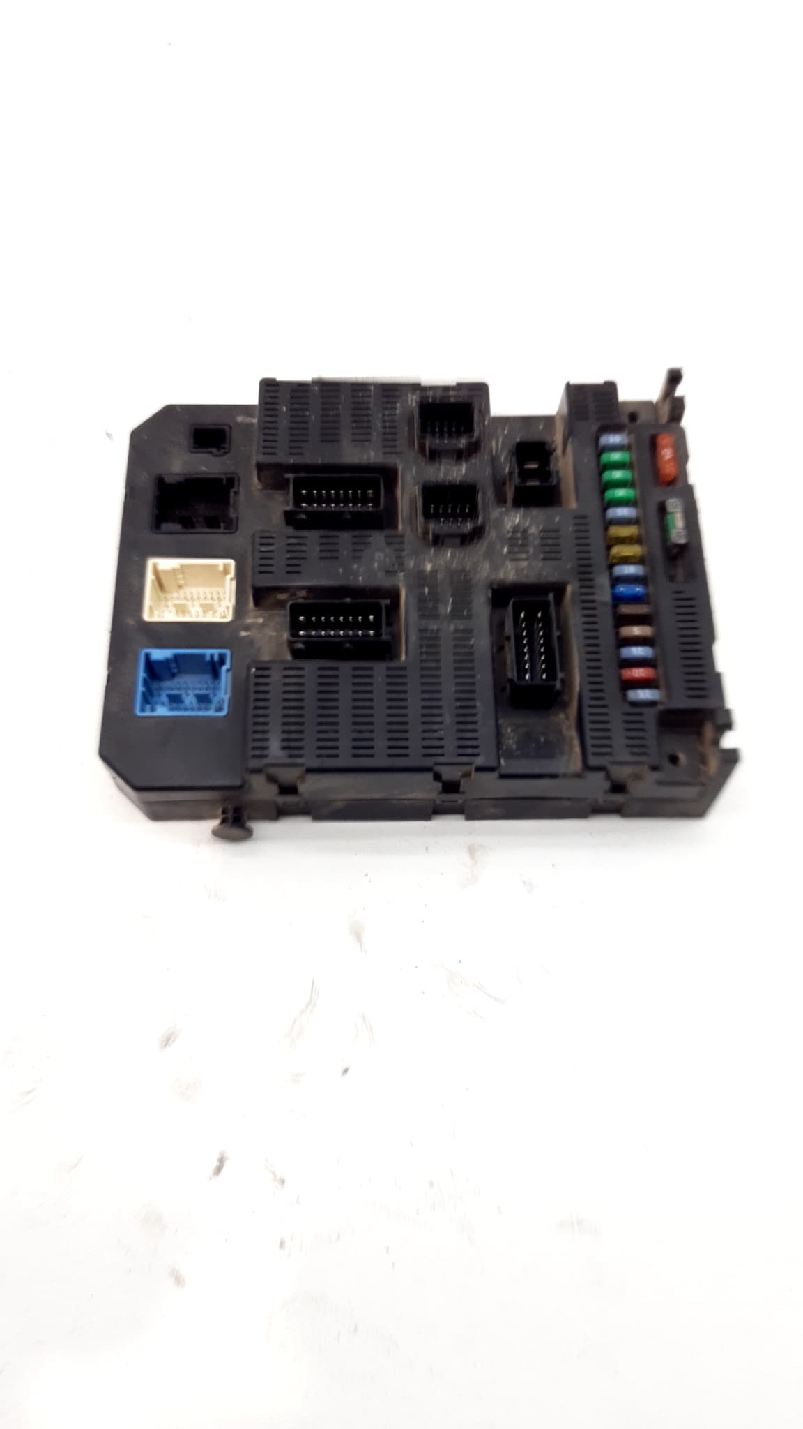 Caja reles / fusibles CITROEN C2