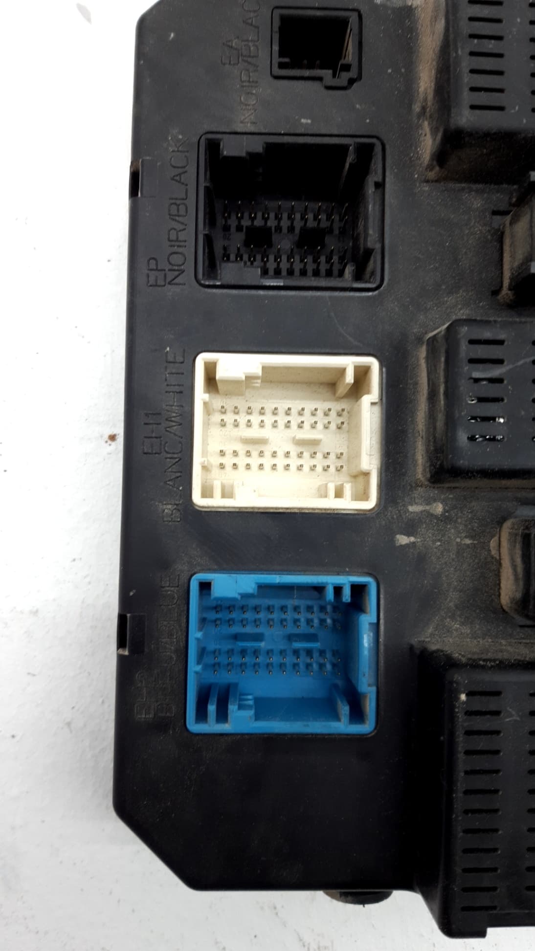 Caja reles / fusibles CITROEN C2 3