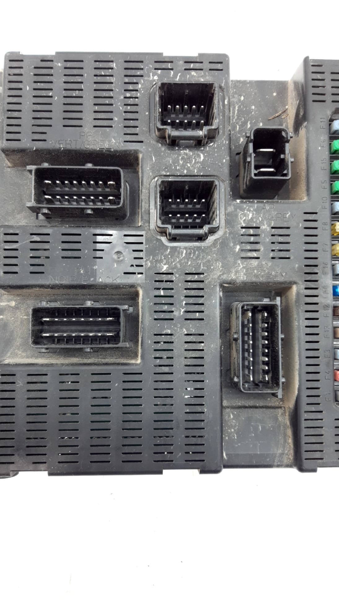Caja reles / fusibles CITROEN C2 2