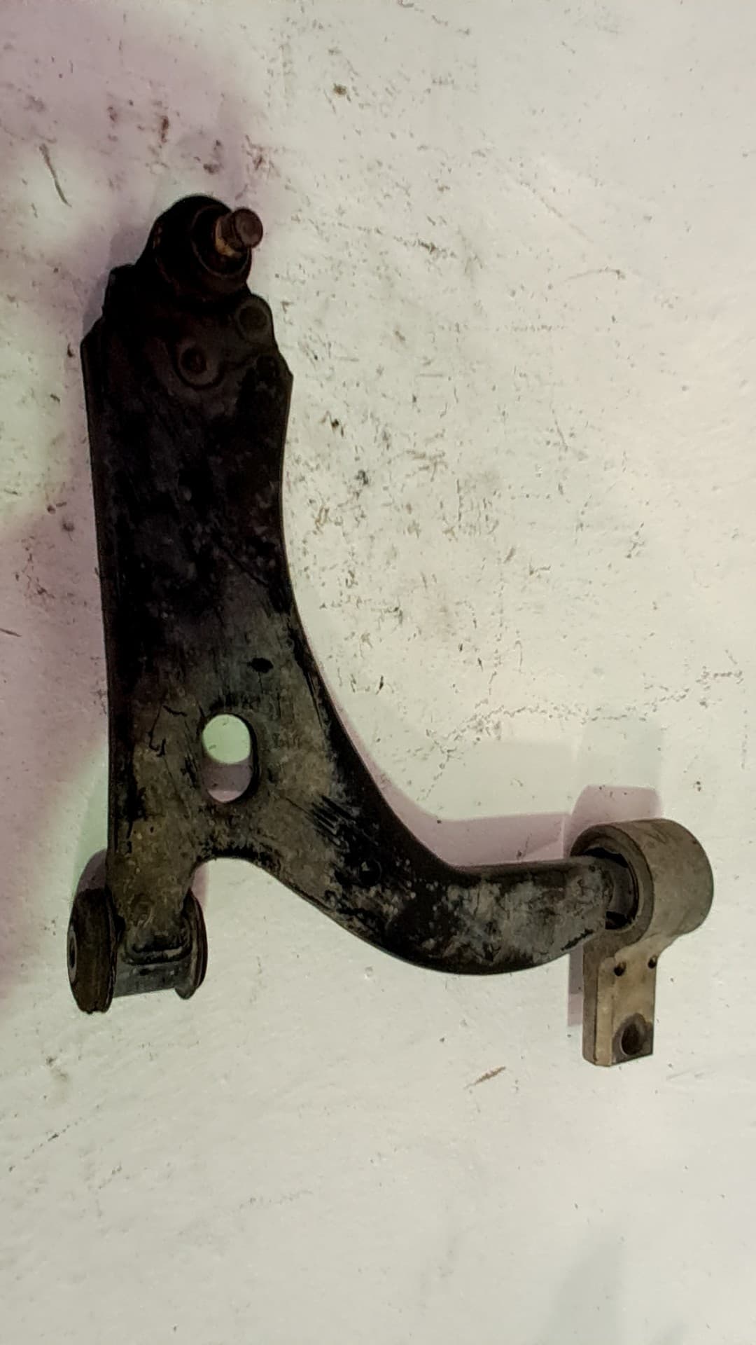 Brazo suspension inferior delantero derecho FORD FIESTA (CBK)
