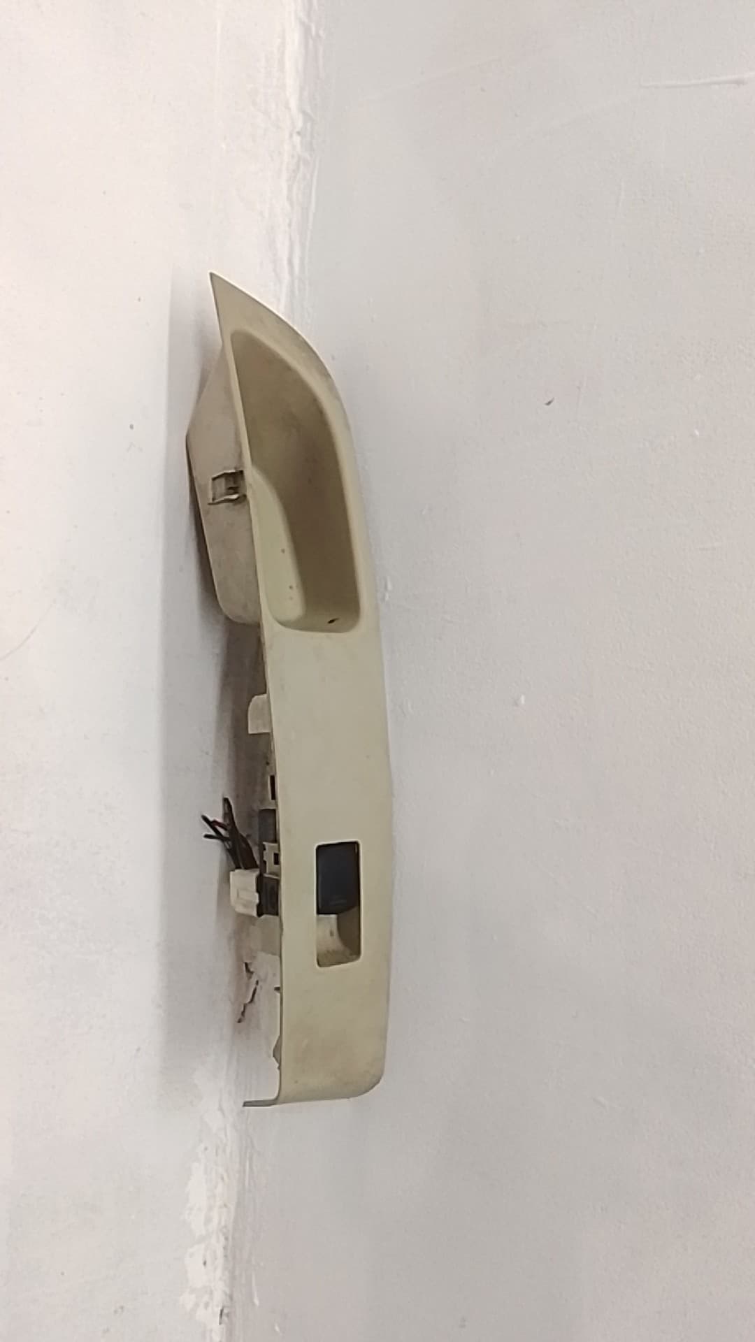 Mando elevalunas delantero derecho NISSAN MICRA (K12E)