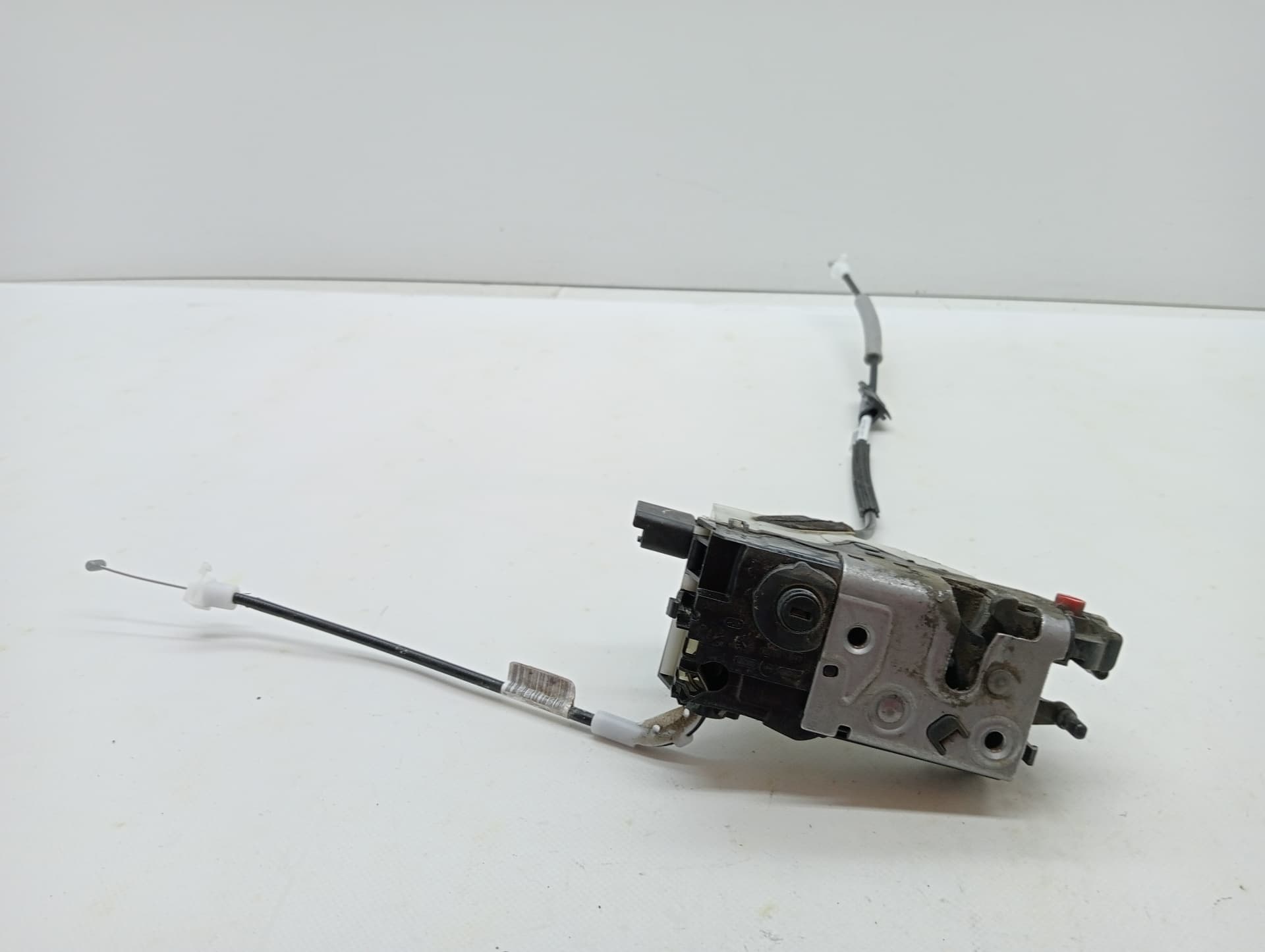 Cerradura puerta trasera derecha PEUGEOT 208 2
