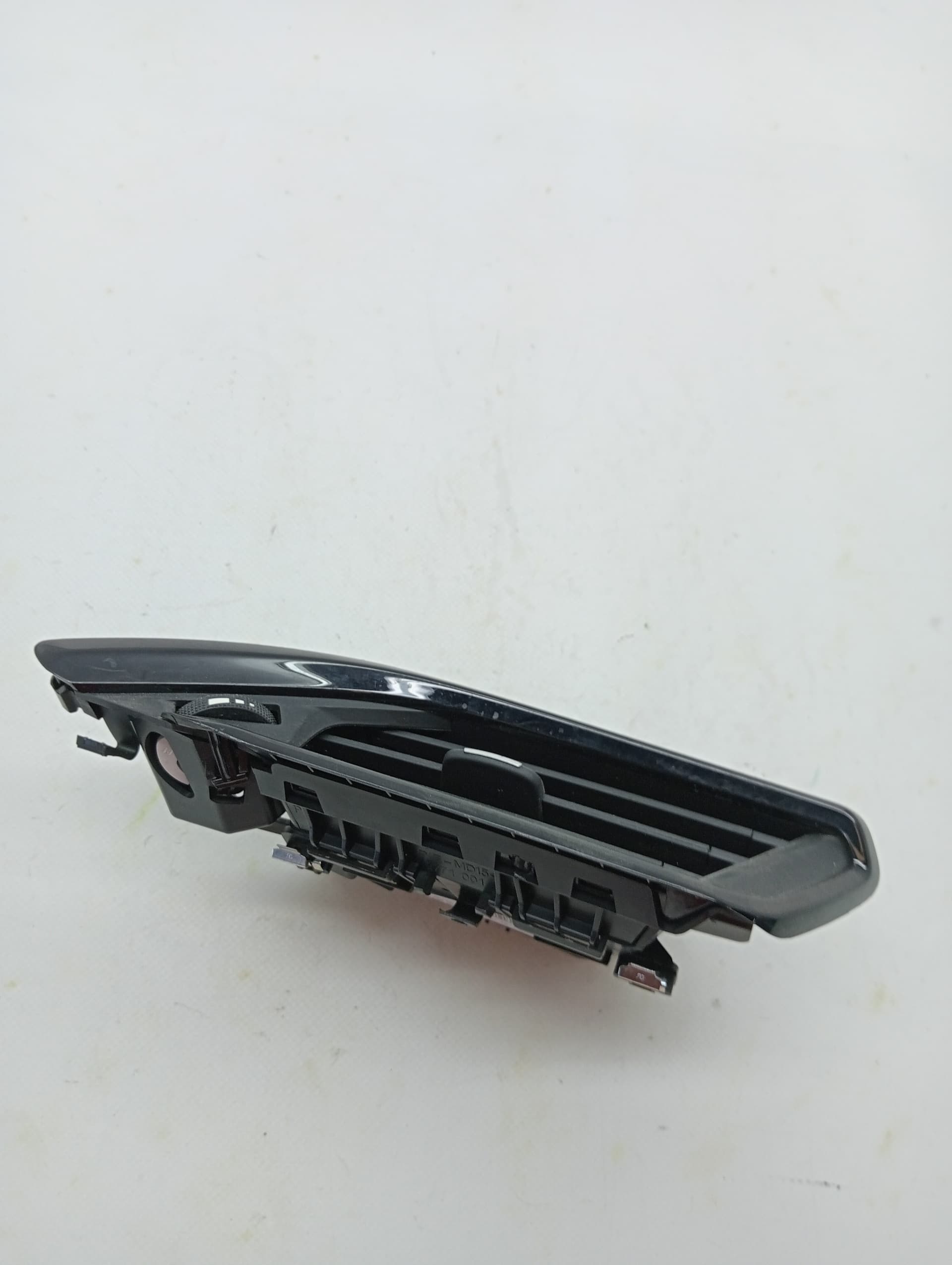 Recambio PEUGEOT 208 ref. 96731316XU 3