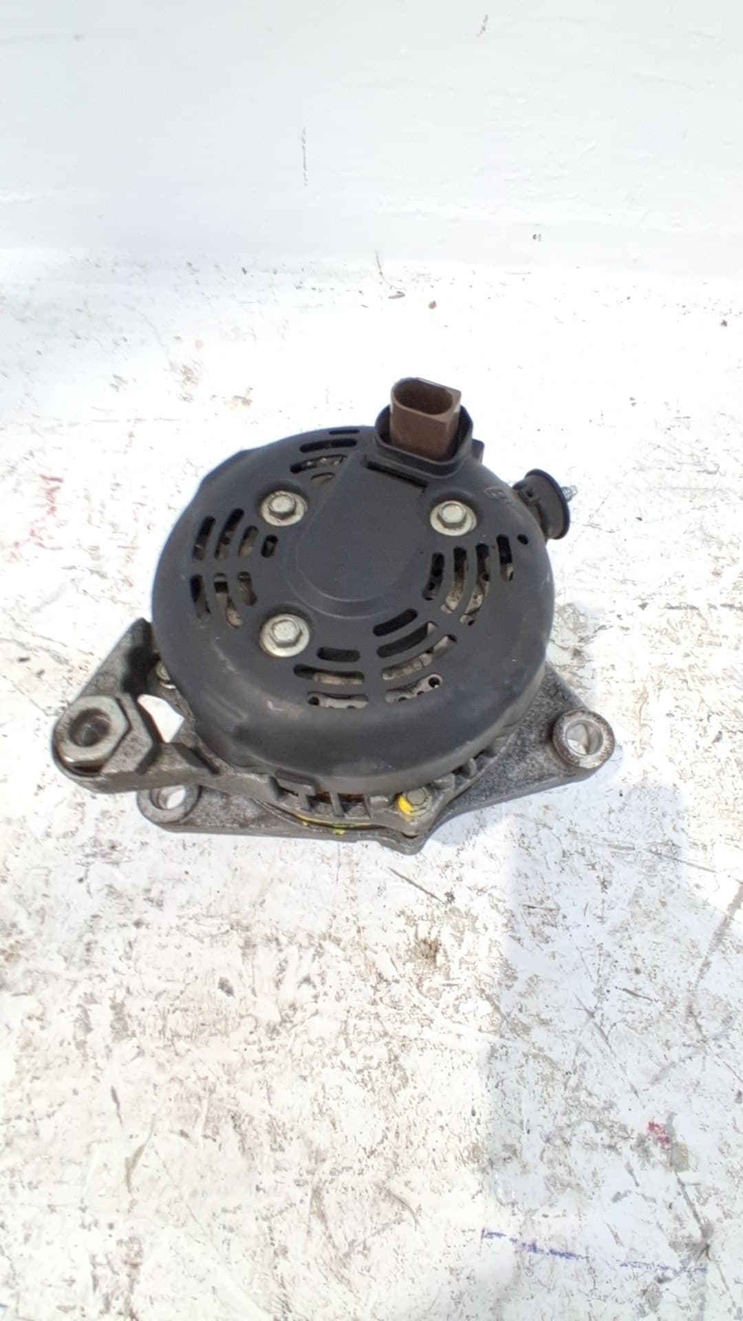 Alternador TOYOTA LAND CRUISER PRADO (_J15_) 2