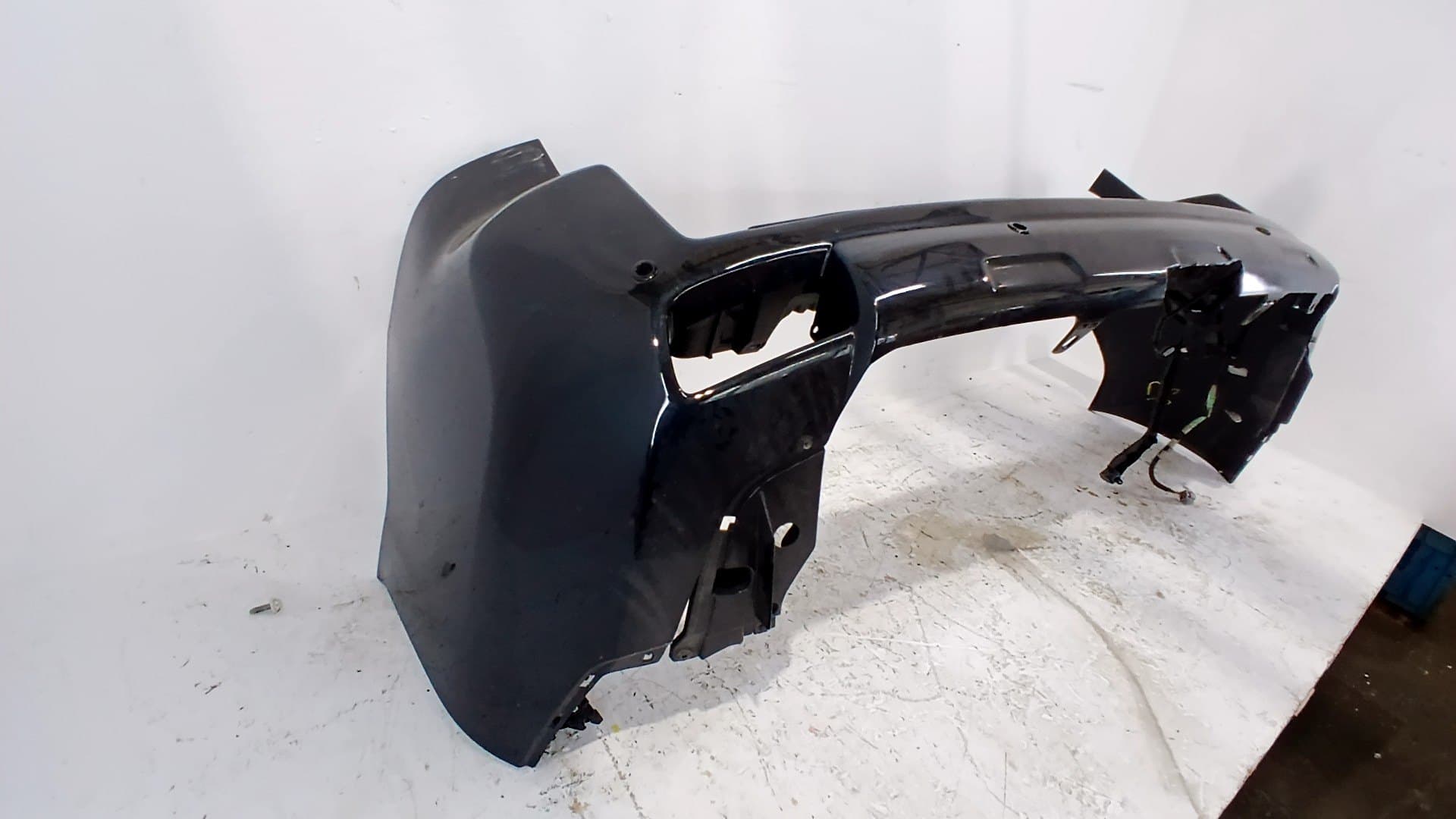 Paragolpes trasero TOYOTA LAND CRUISER PRADO (_J15_) 3