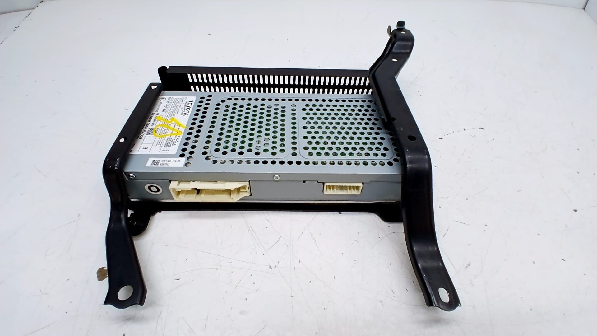 Sistema audio / radio cd TOYOTA LAND CRUISER PRADO (_J15_)
