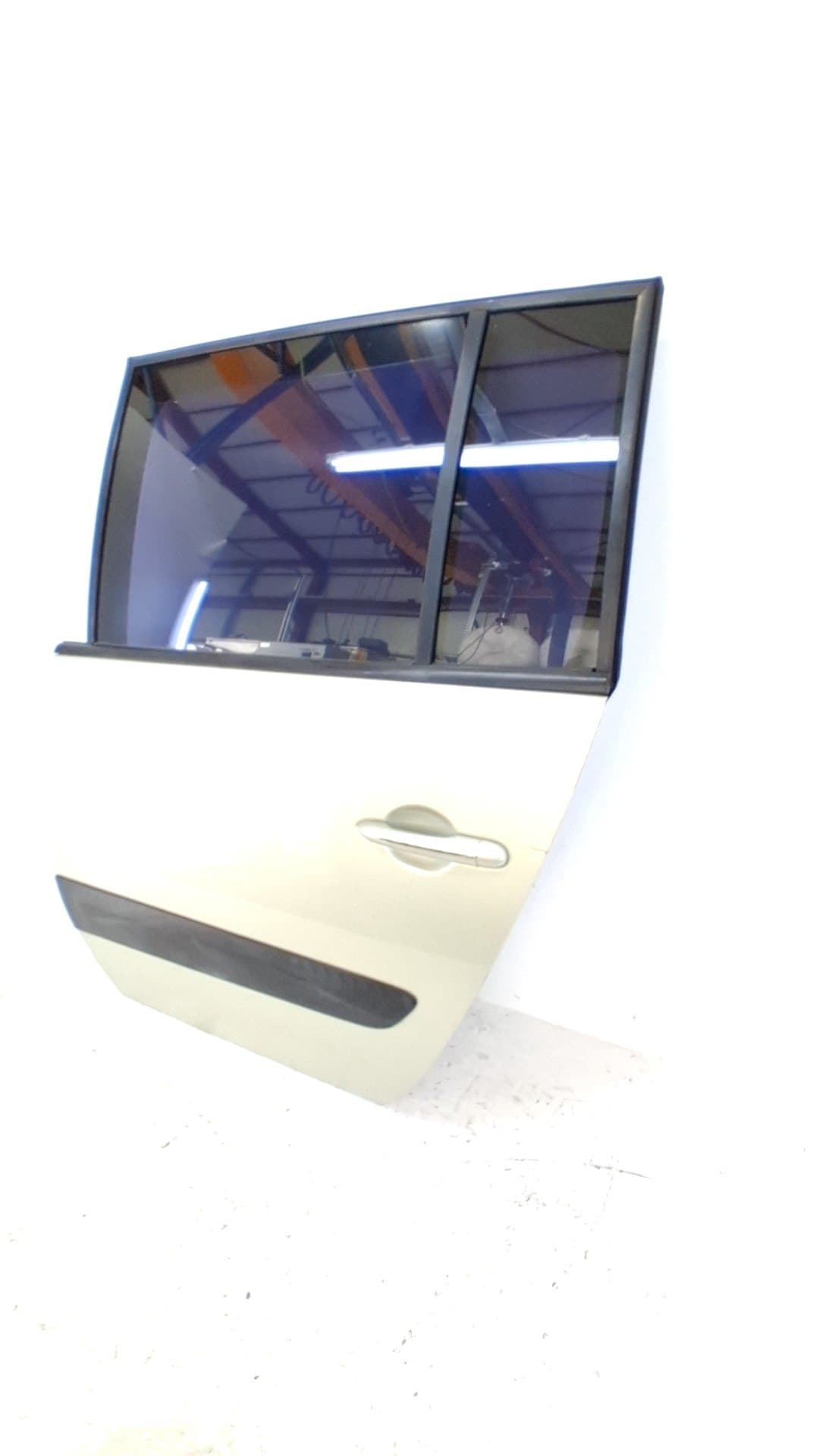 Puerta trasera izquierda RENAULT ESPACE IV (JK0) 3