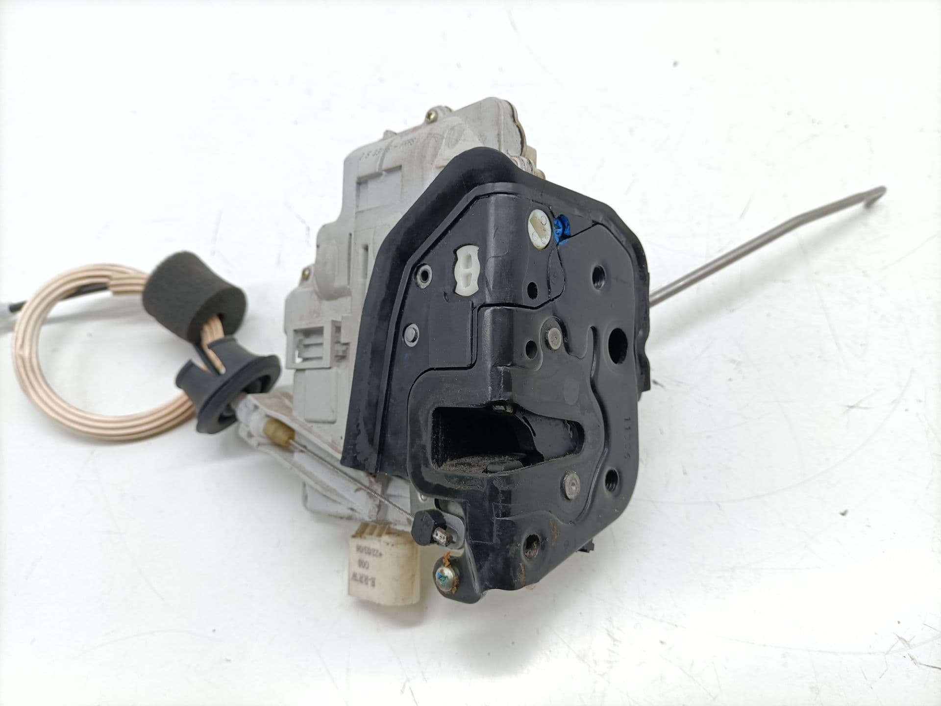 Cerradura puerta delantera derecha AUDI A6 AVANT (4F5) 5