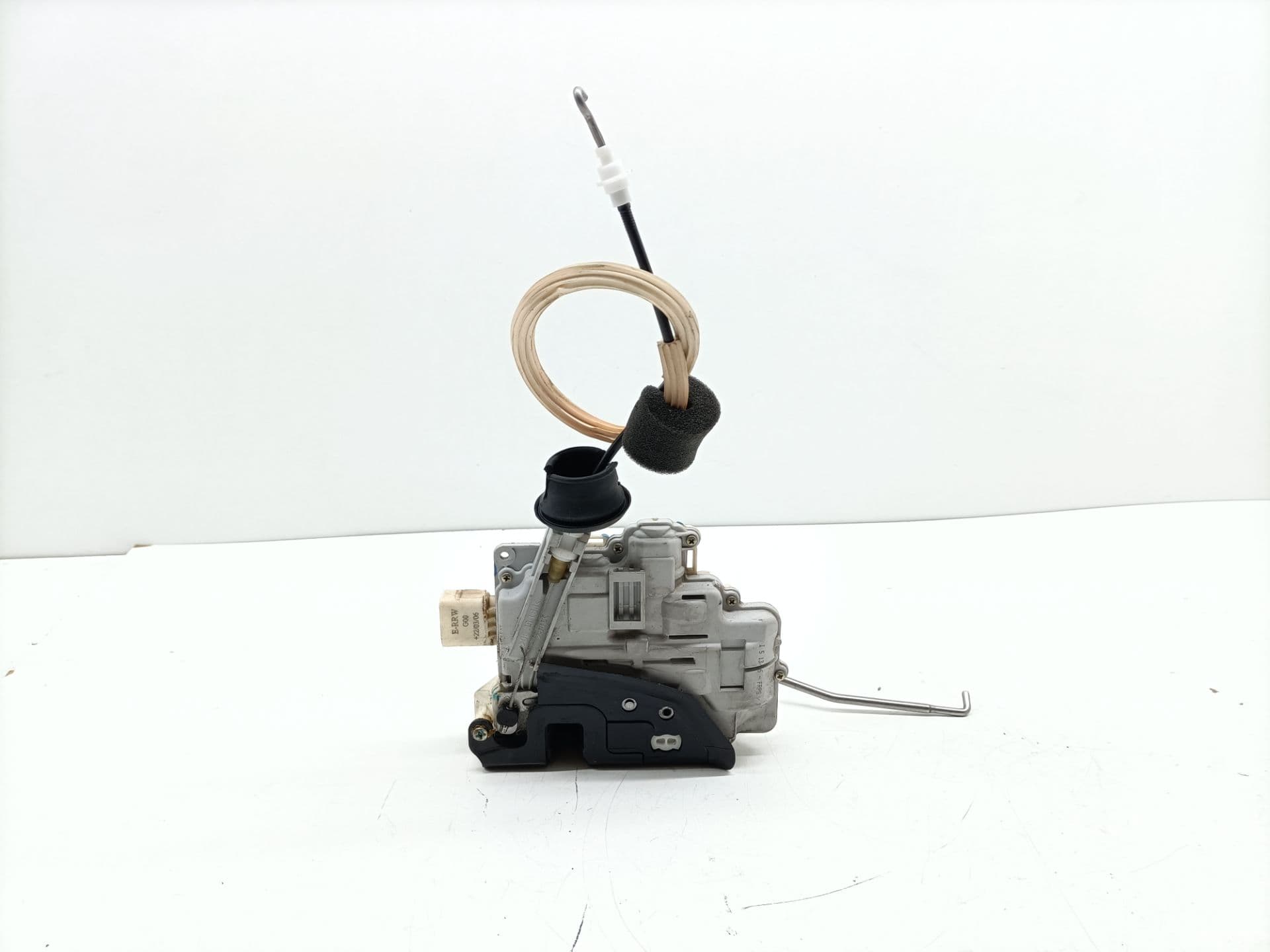 Cerradura puerta delantera derecha AUDI A6 AVANT (4F5) 2