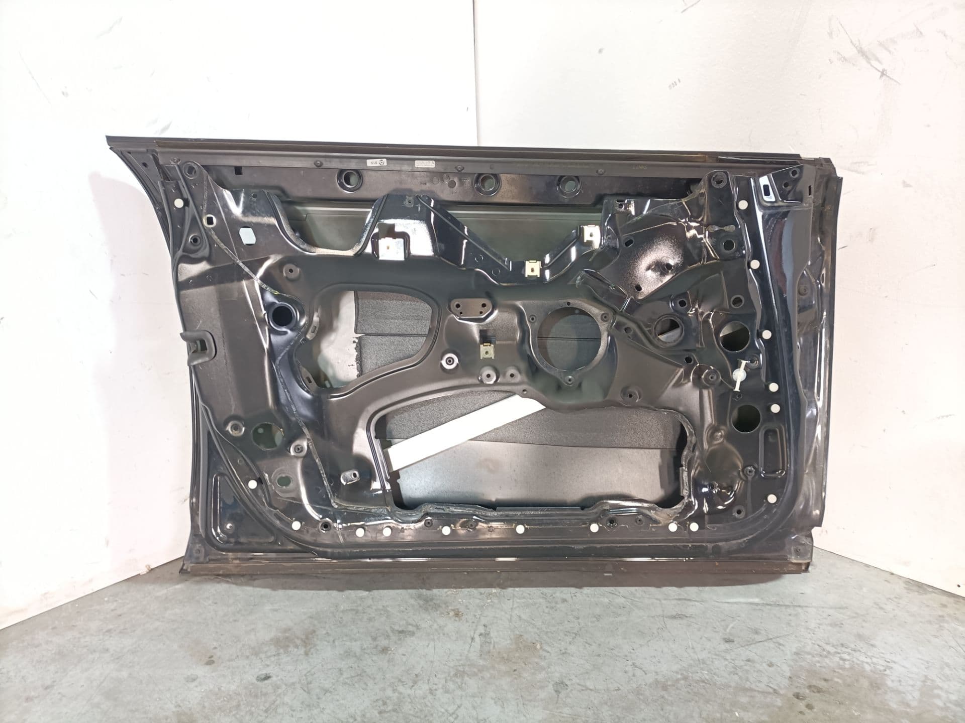 Puerta delantera izquierda AUDI A6 AVANT (4F5) 4