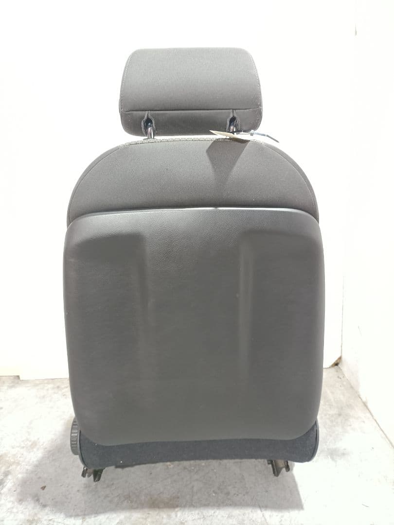 Asiento delantero izquierdo AUDI A6 AVANT (4F5) 4