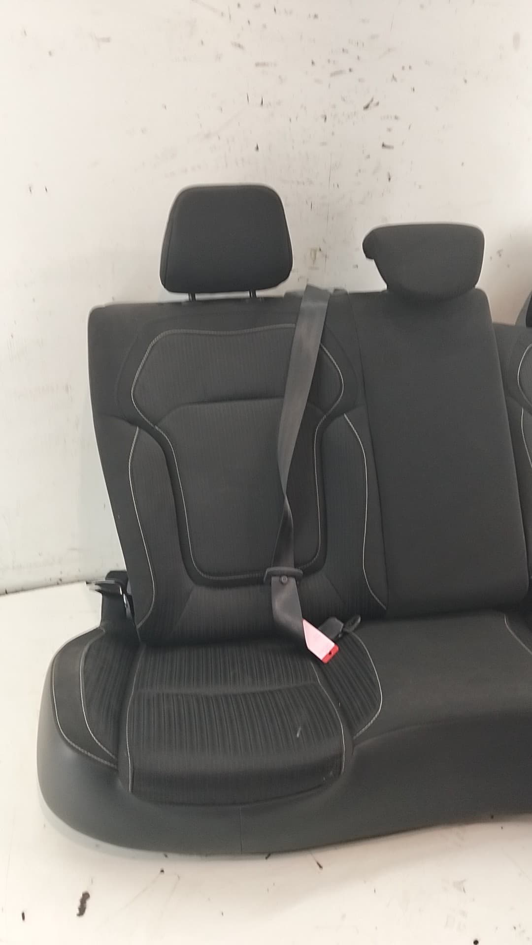Cerradura asientos traseros RENAULT MEGANE IV BERLINA 5P 3