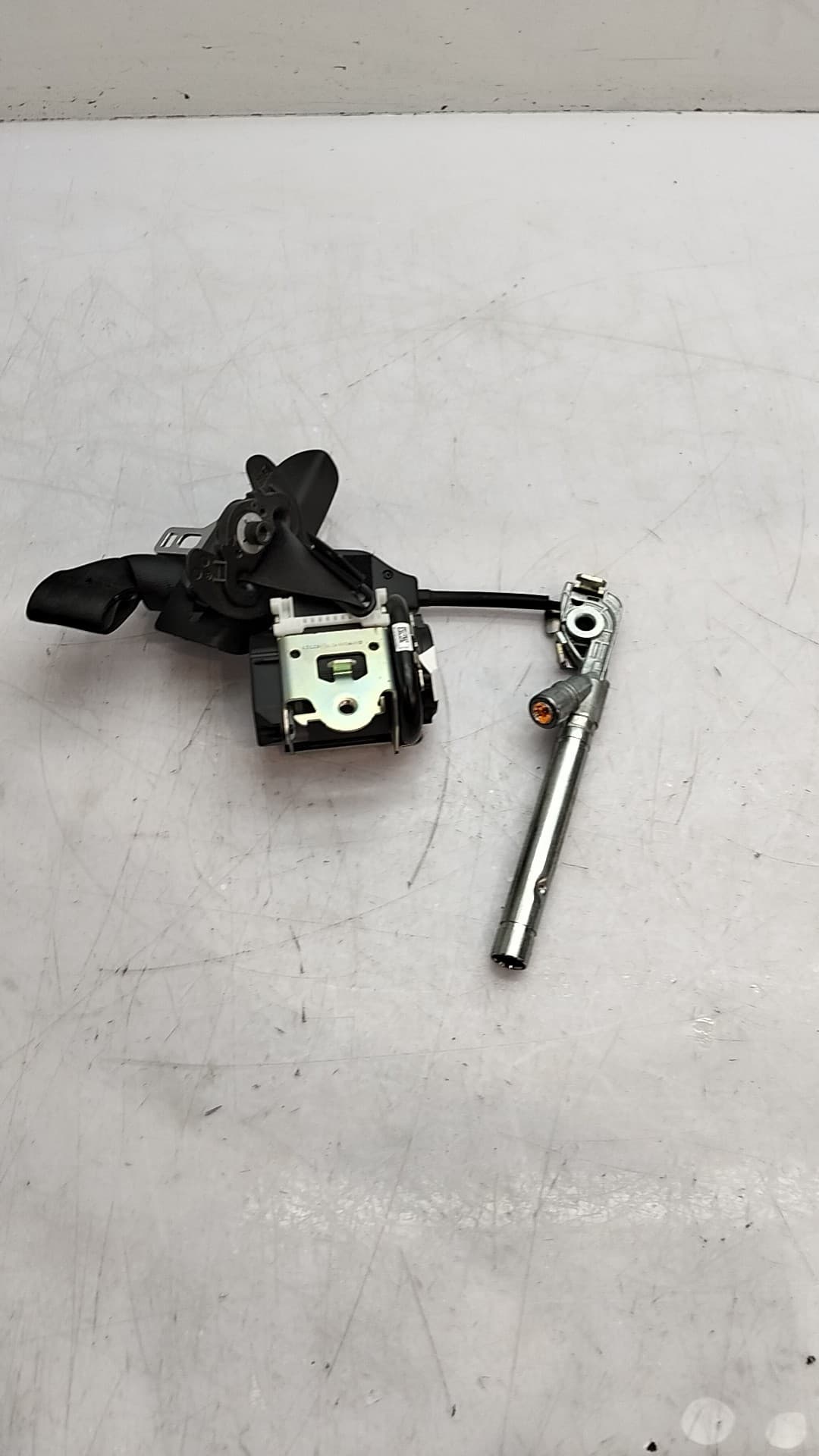 Cinturon seguridad delantero derecho RENAULT MEGANE IV BERLINA 5P