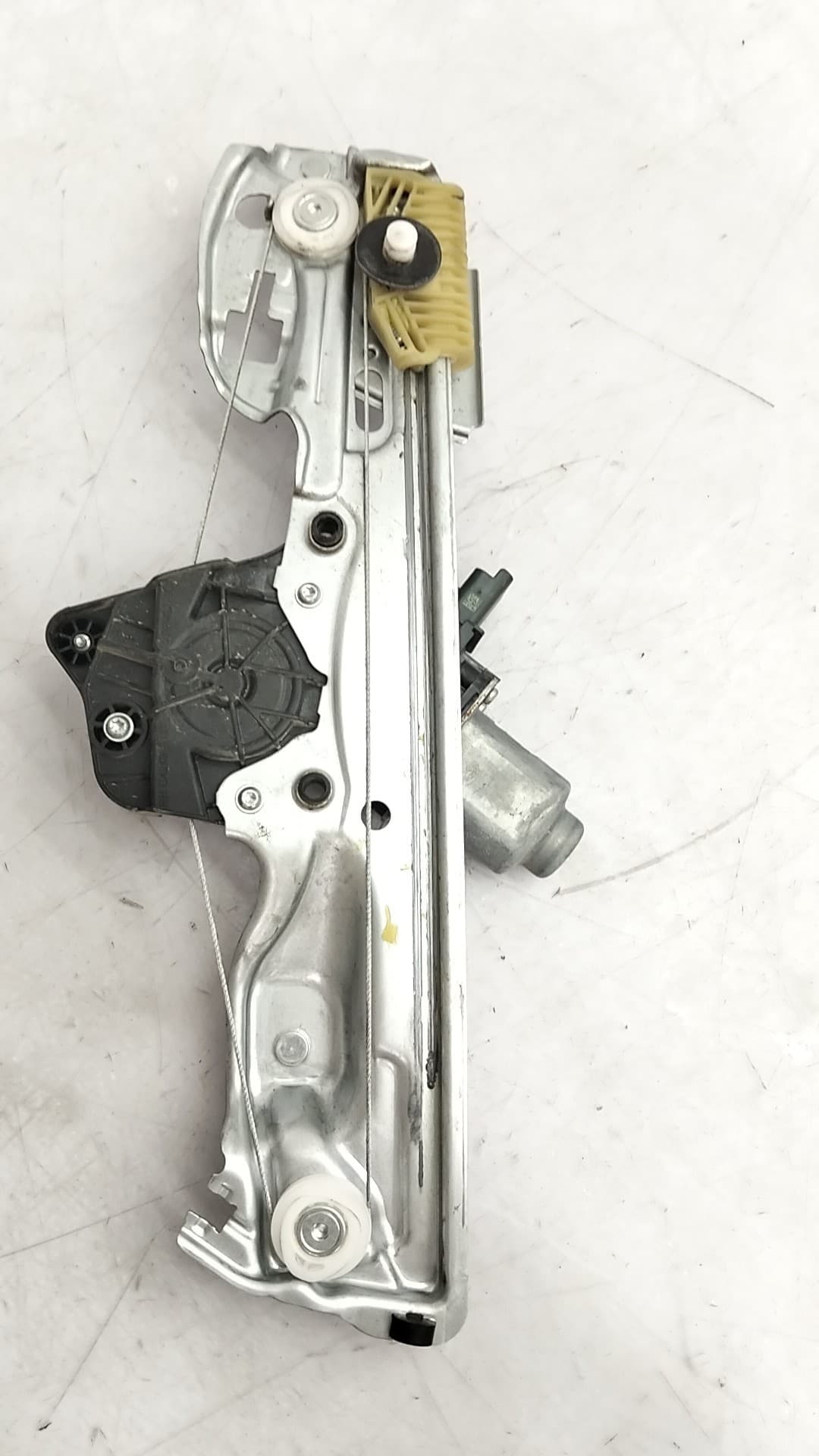 Elevalunas trasero derecho RENAULT MEGANE IV BERLINA 5P