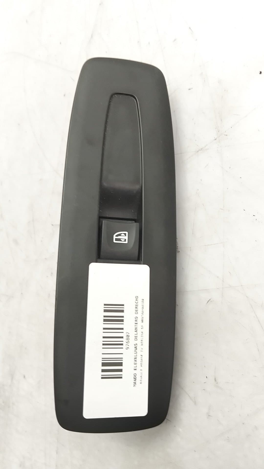 Mando elevalunas delantero derecho RENAULT MEGANE IV BERLINA 5P