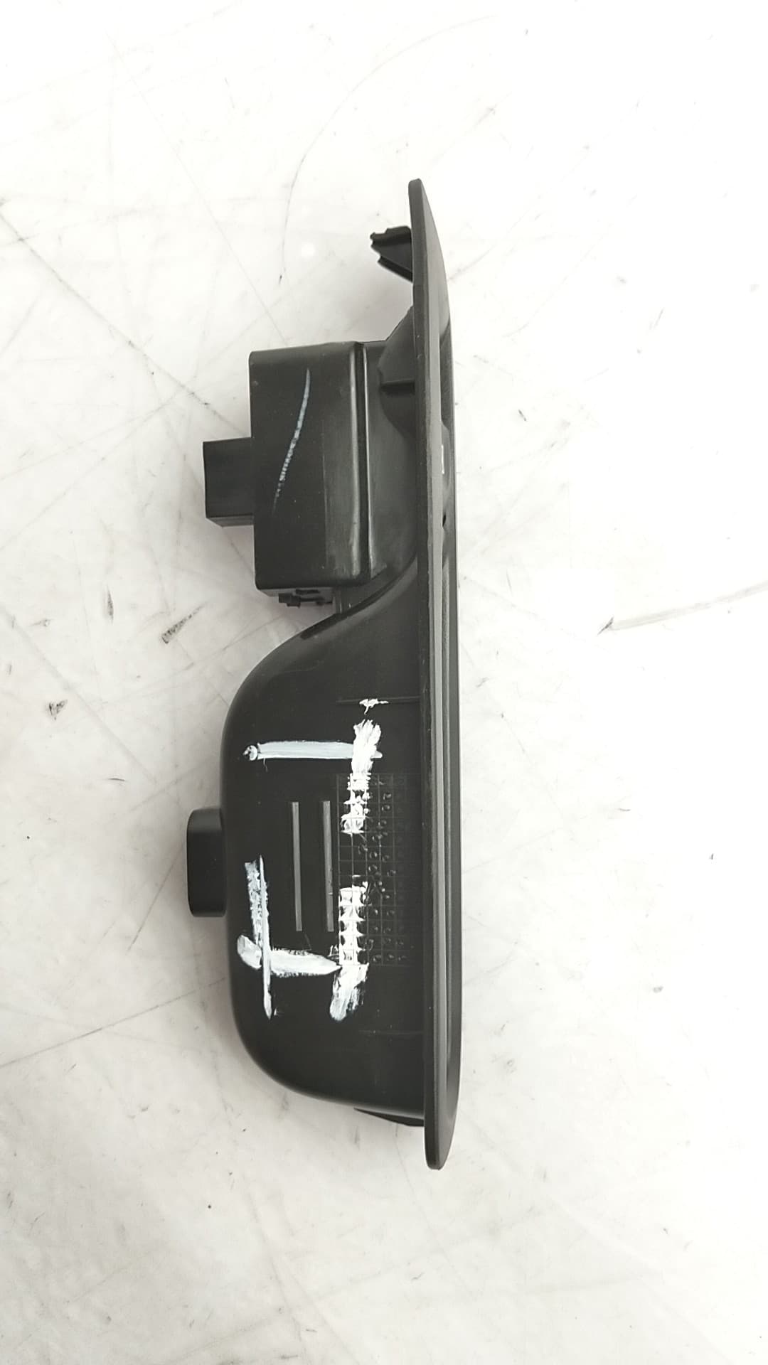 Mando elevalunas trasero izquierdo RENAULT MEGANE IV BERLINA 5P 2