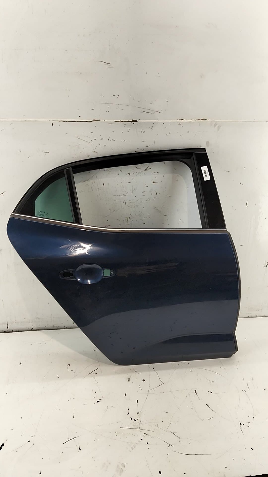 Puerta trasera derecha RENAULT MEGANE IV BERLINA 5P