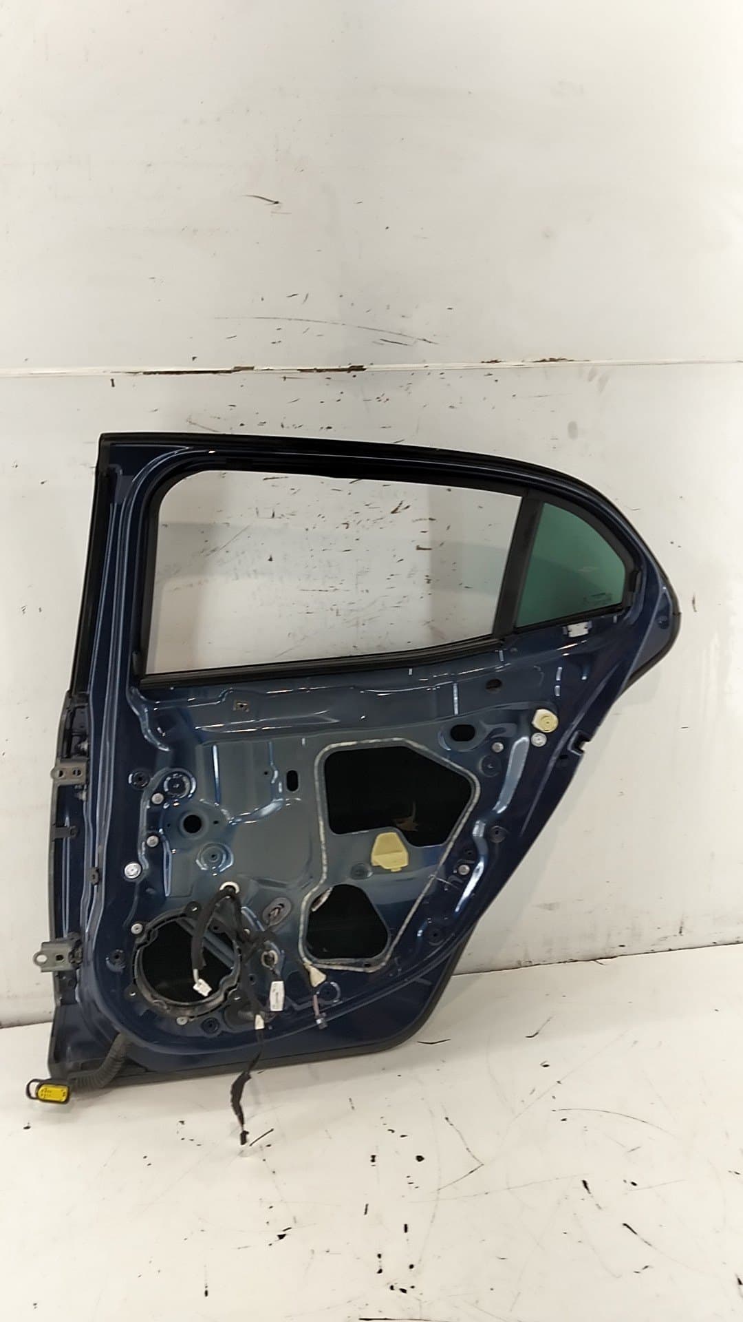 Puerta trasera derecha RENAULT MEGANE IV BERLINA 5P 2