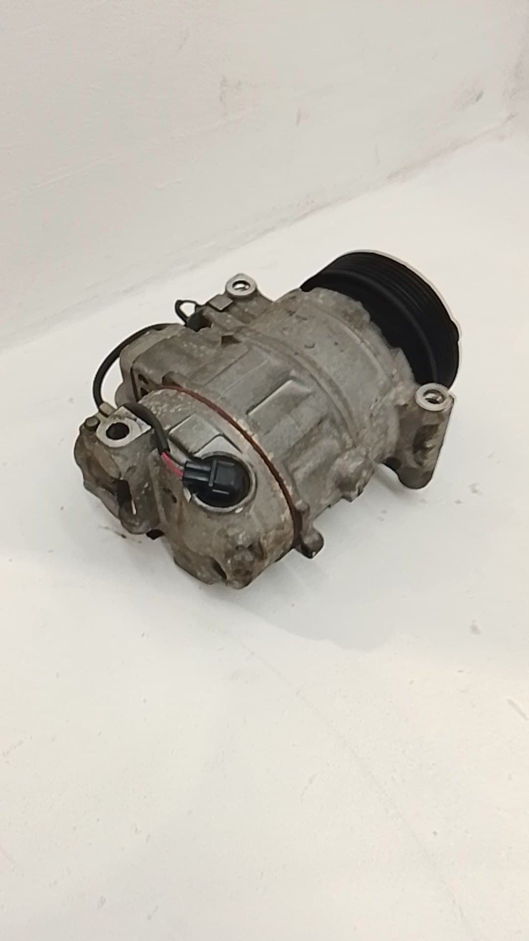 Recambio BMW 5 (E12) ref. 64526961618 2