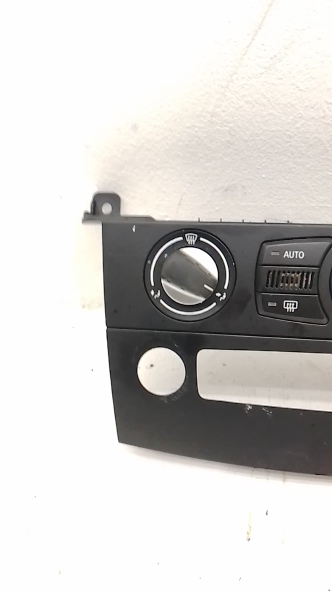 Recambio BMW 5 (E12) ref. 64119248704 5
