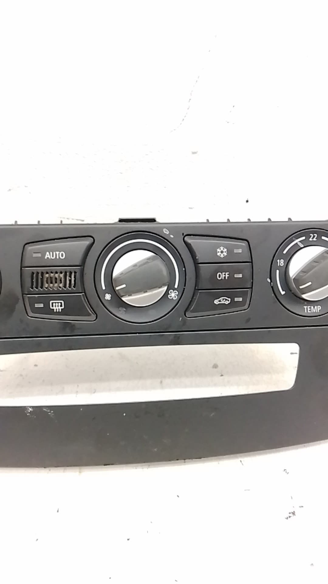 Recambio BMW 5 (E12) ref. 64119248704 4