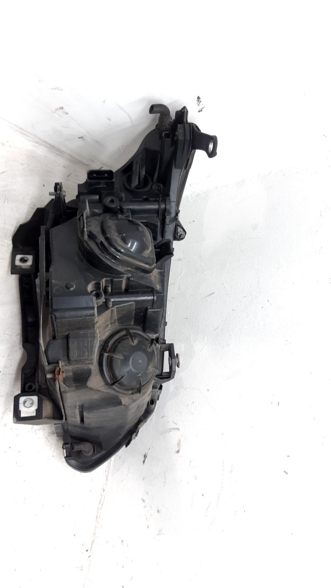 Faro izquierdo BMW 5 (E12) 2