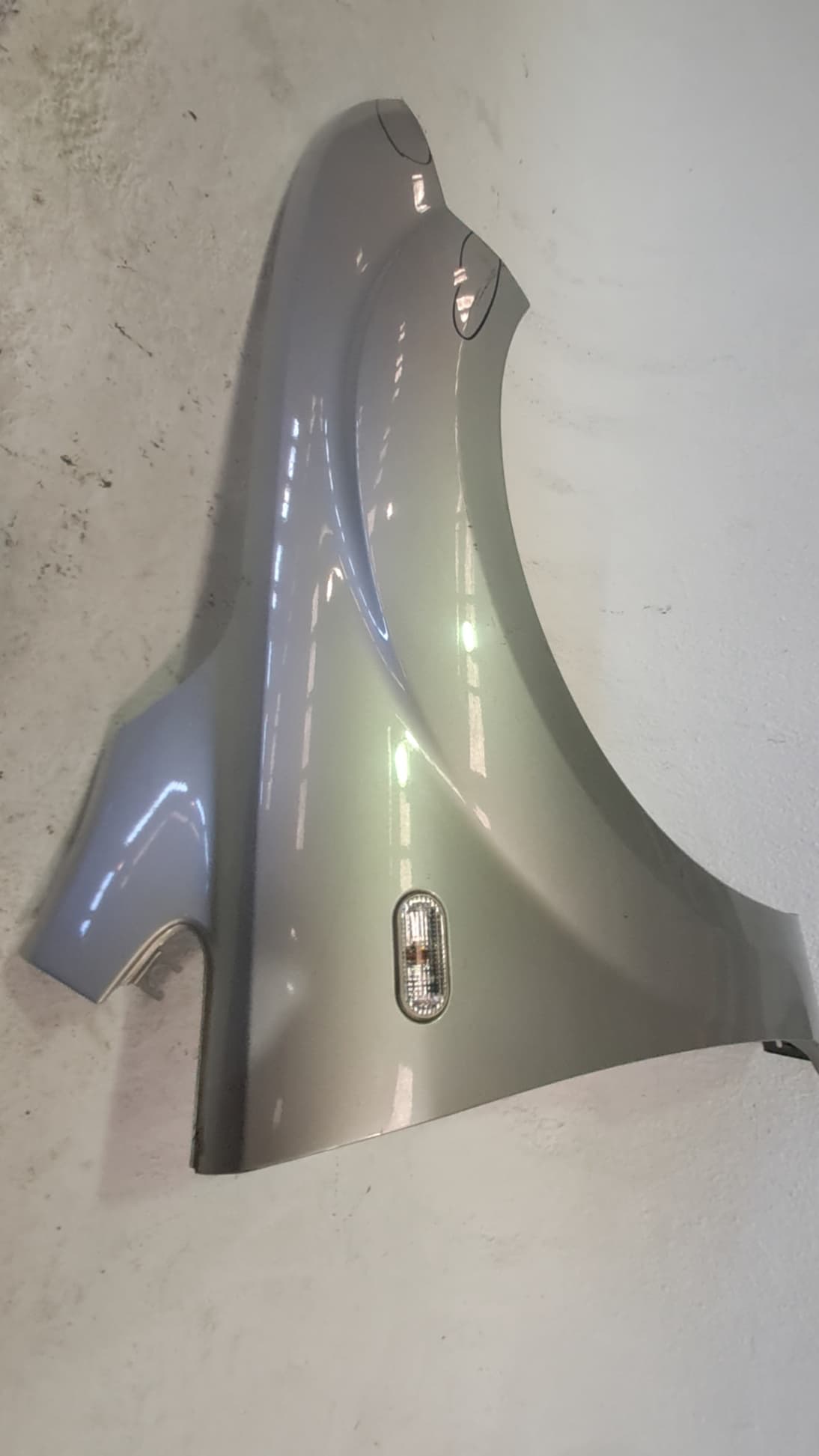 Aleta delantera derecha FORD FOCUS BERLINA (CAP) 3