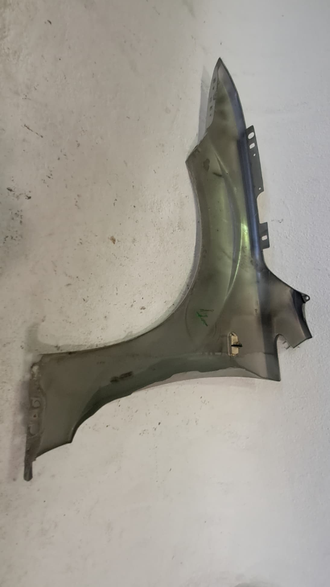 Aleta delantera derecha FORD FOCUS BERLINA (CAP) 2