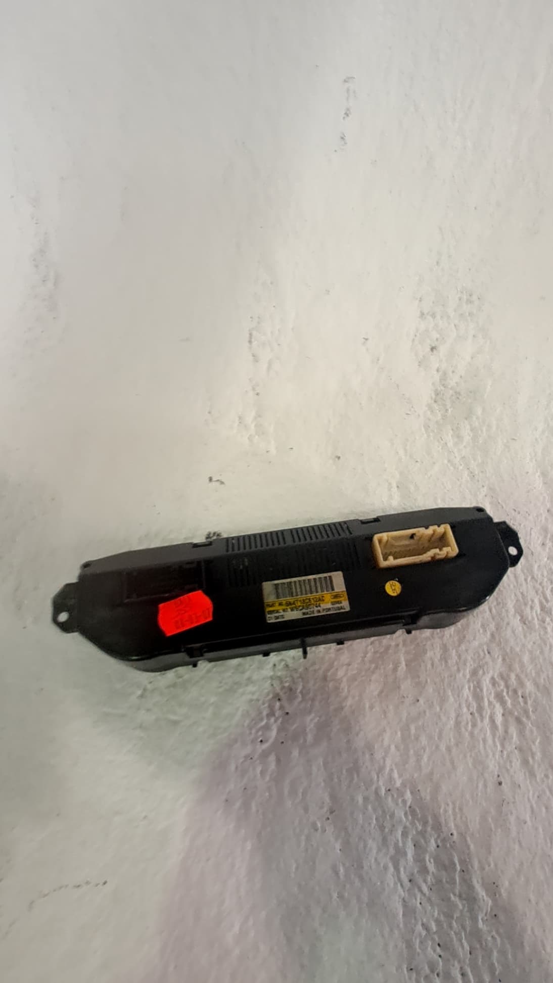Mando climatizador FORD FOCUS BERLINA (CAP) 2