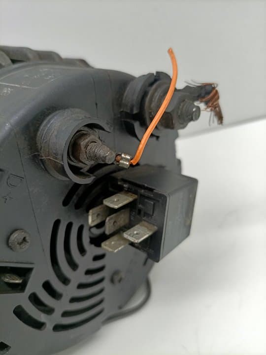 Alternador NISSAN ATLEON 5