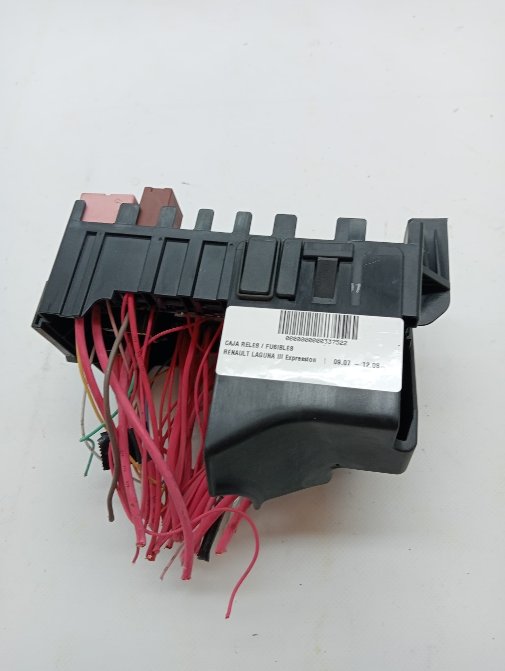 Caja reles / fusibles RENAULT LAGUNA III