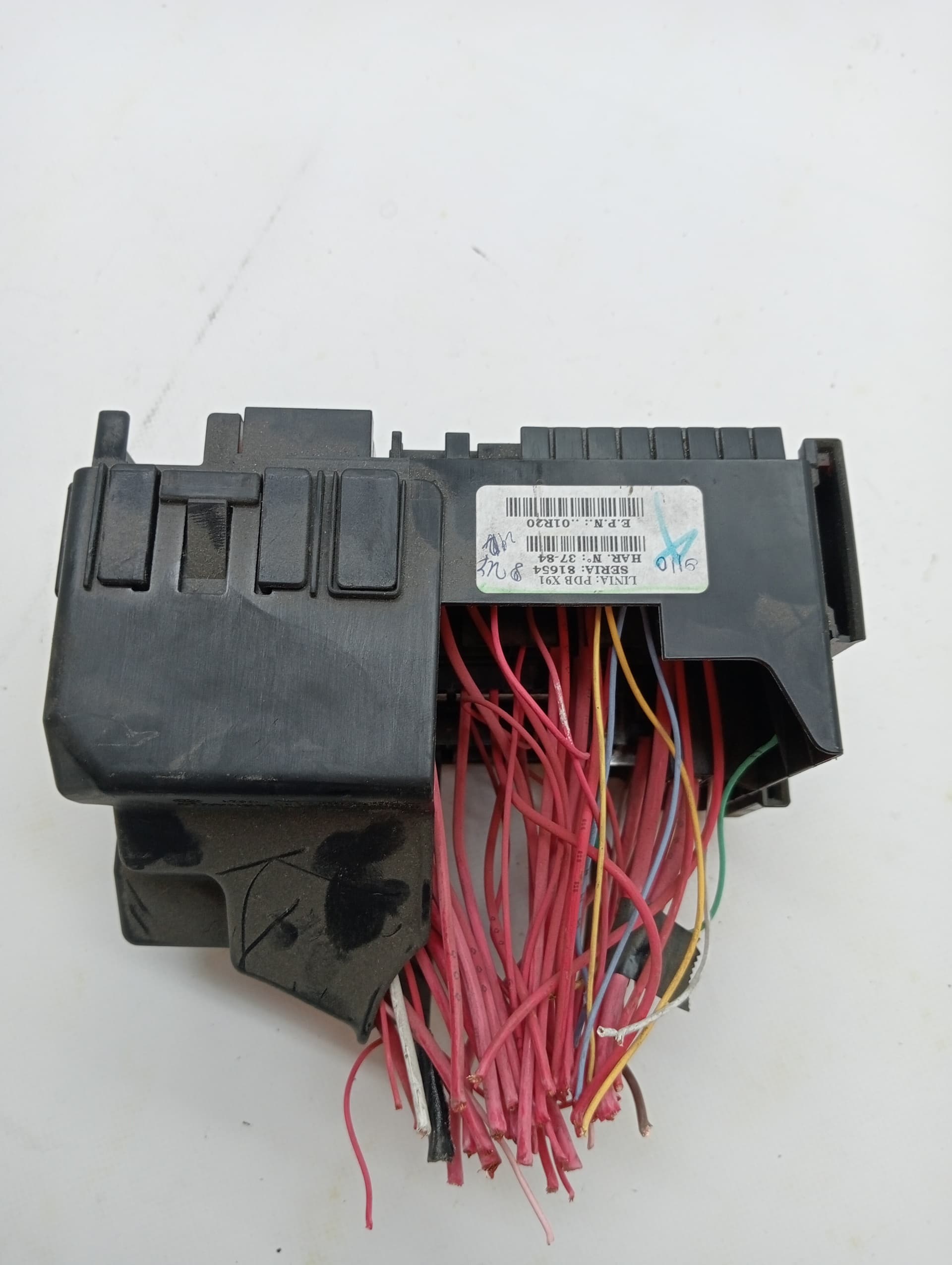 Caja reles / fusibles RENAULT LAGUNA III 2