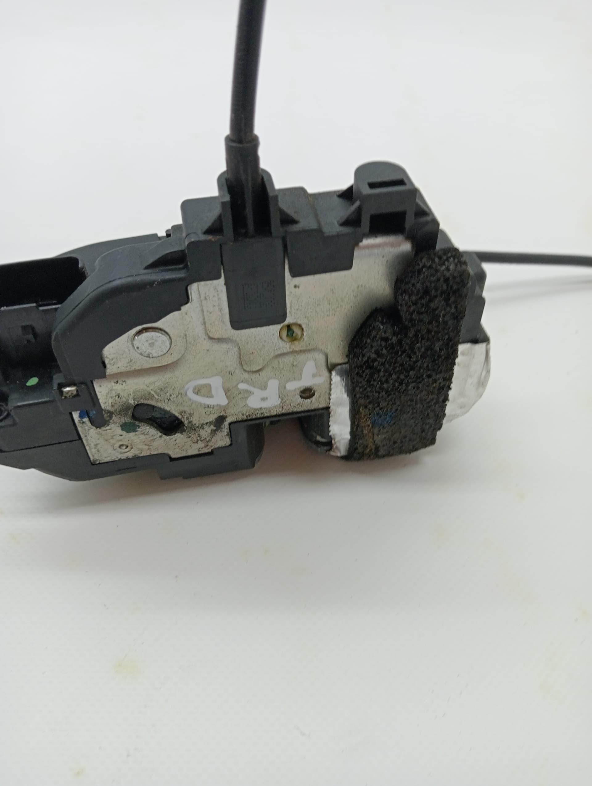 Cerradura puerta trasera derecha RENAULT LAGUNA III 3