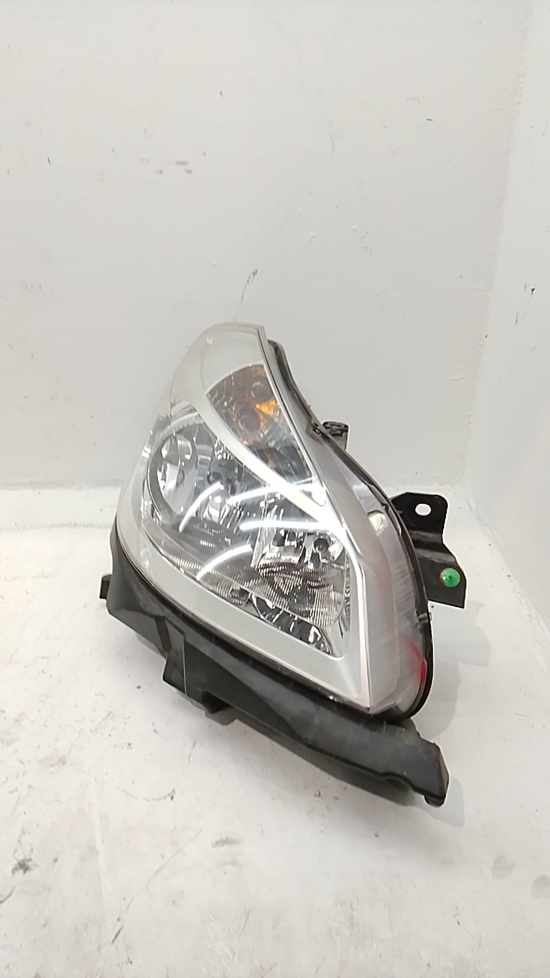Faro derecho RENAULT CLIO III