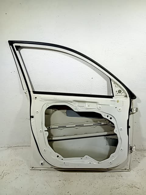 Puerta delantera izquierda KIA SORENTO II (XM) 2