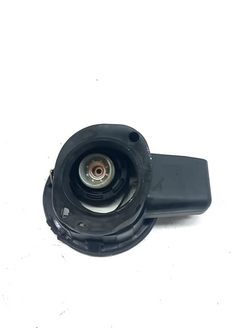 Tapa exterior combustible KIA SORENTO II (XM) 3