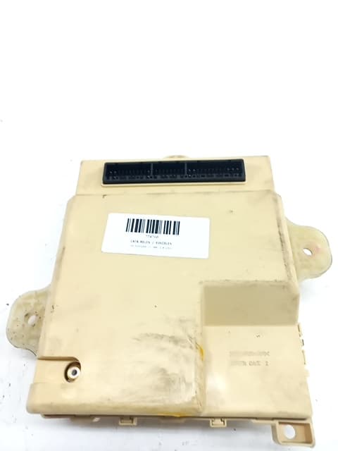 Caja reles / fusibles KIA SORENTO II (XM) 3