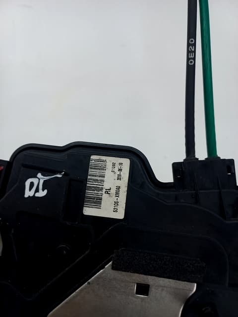 Cerradura puerta trasera izquierda KIA SORENTO II (XM) 2