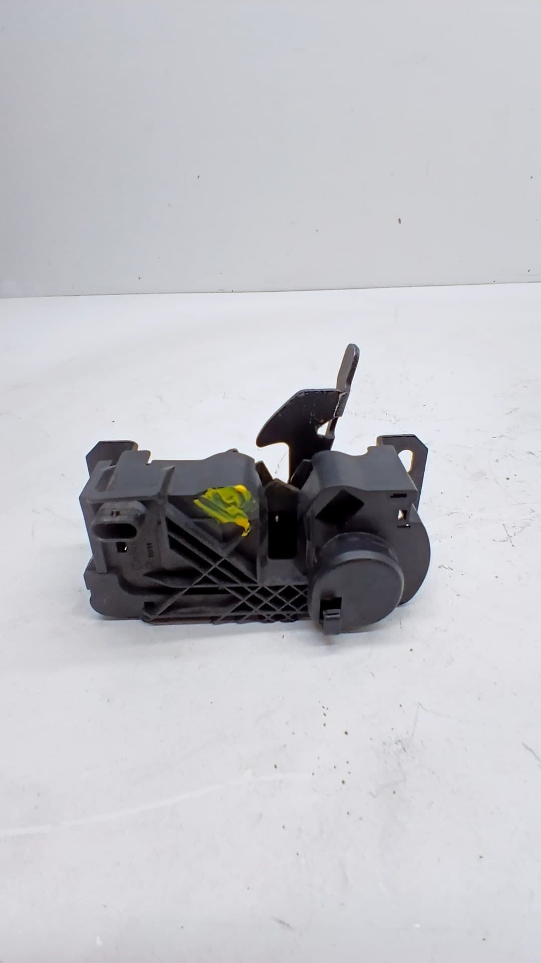 Cerradura capot MERCEDES-BENZ VITO