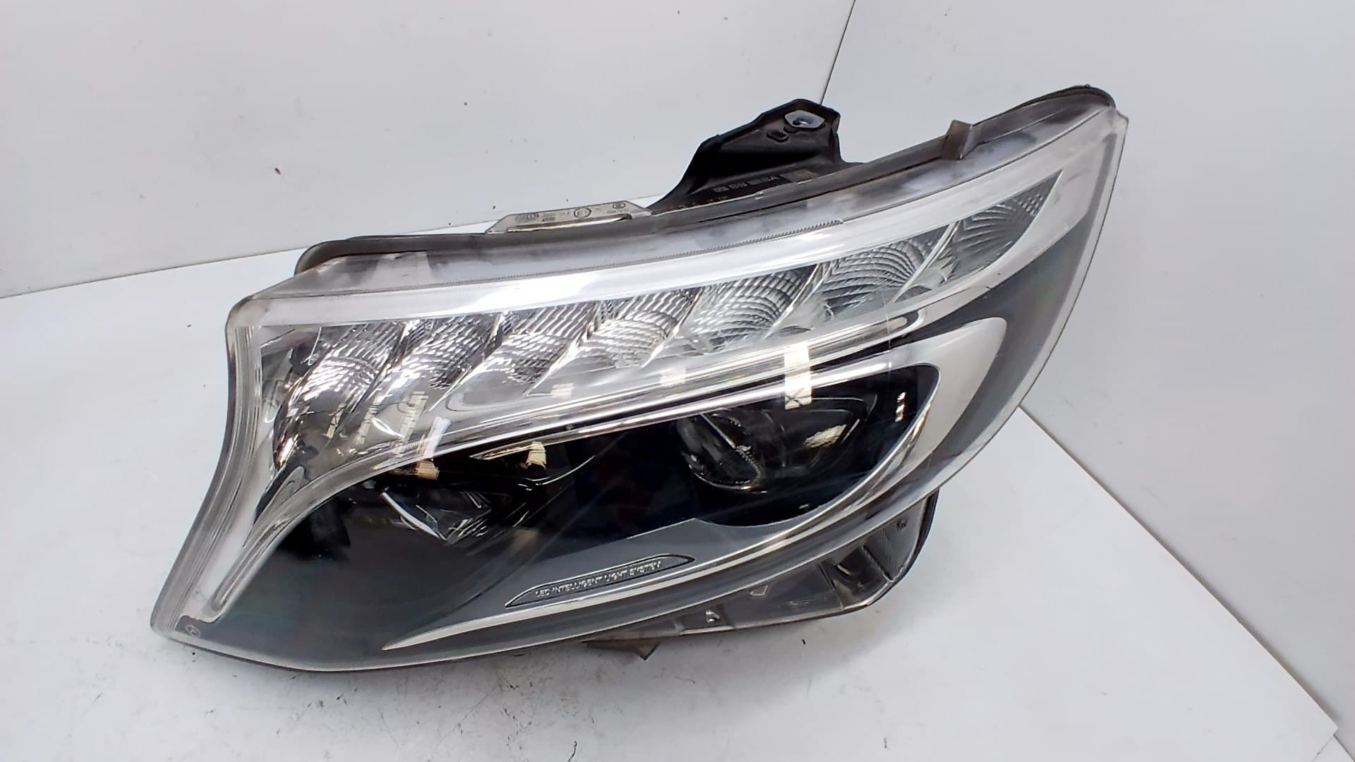 Faro izquierdo MERCEDES-BENZ VITO 5