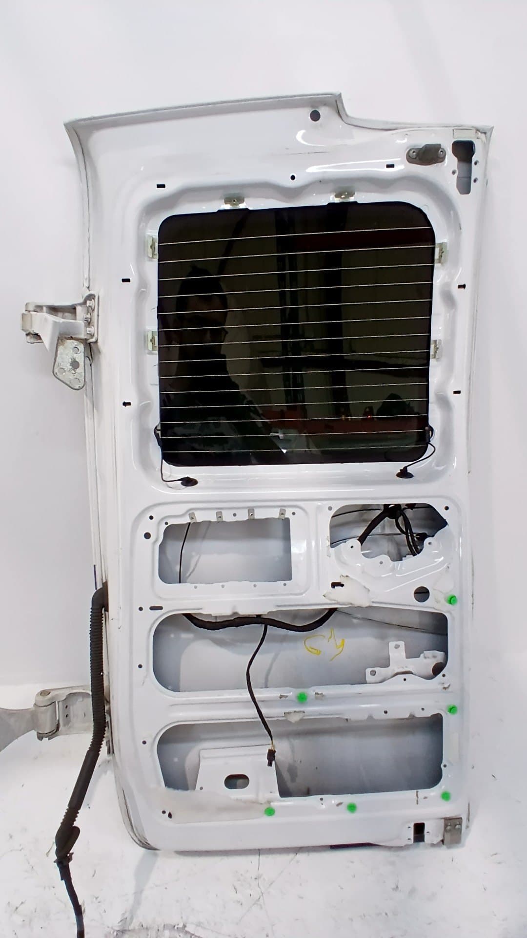 Porton trasero derecho MERCEDES-BENZ VITO 4