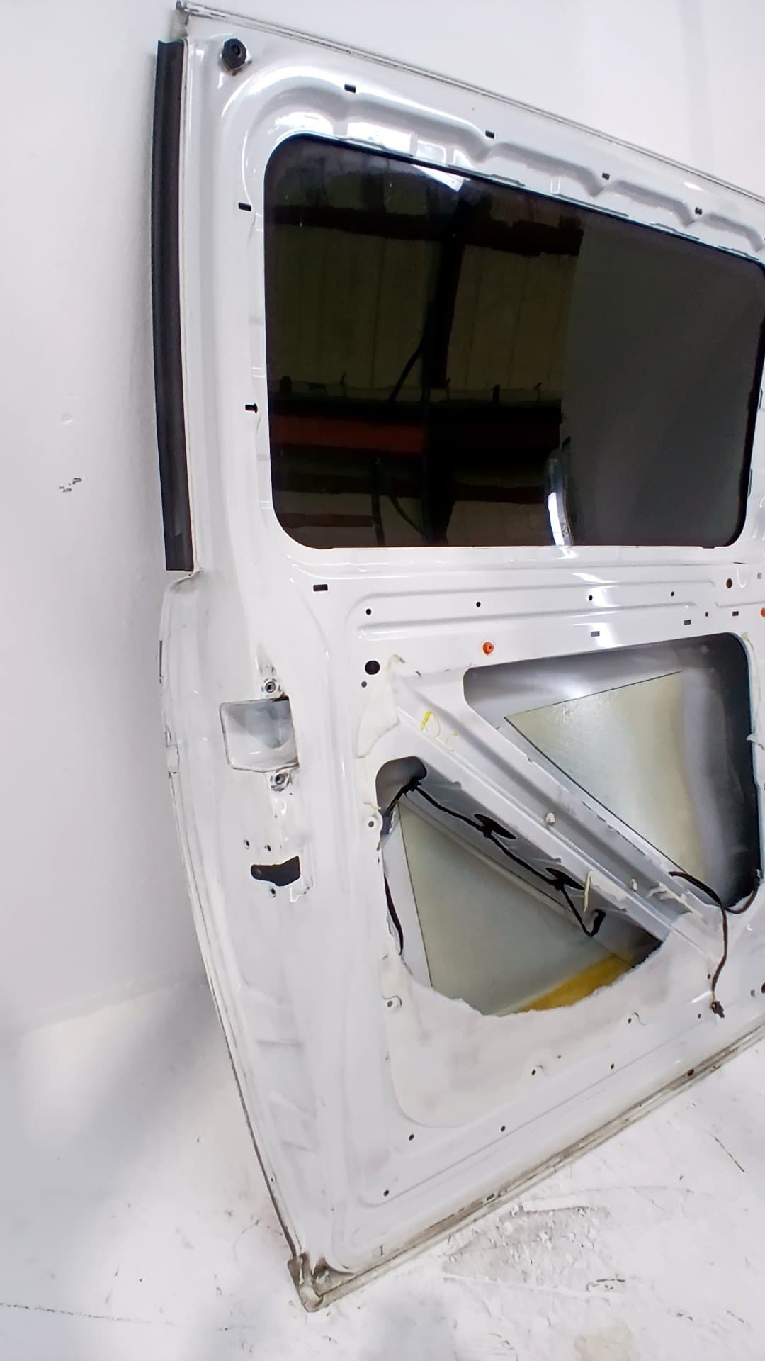 Puerta lateral corredera izquierda MERCEDES-BENZ VITO 5