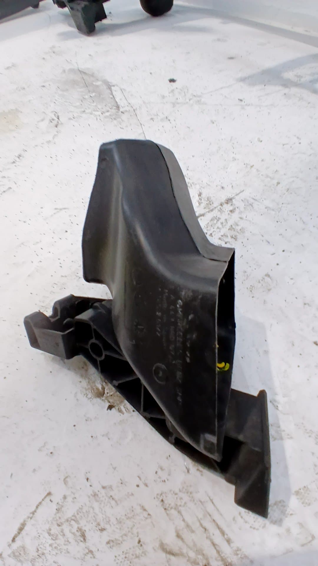 Plastico MERCEDES-BENZ VITO 3