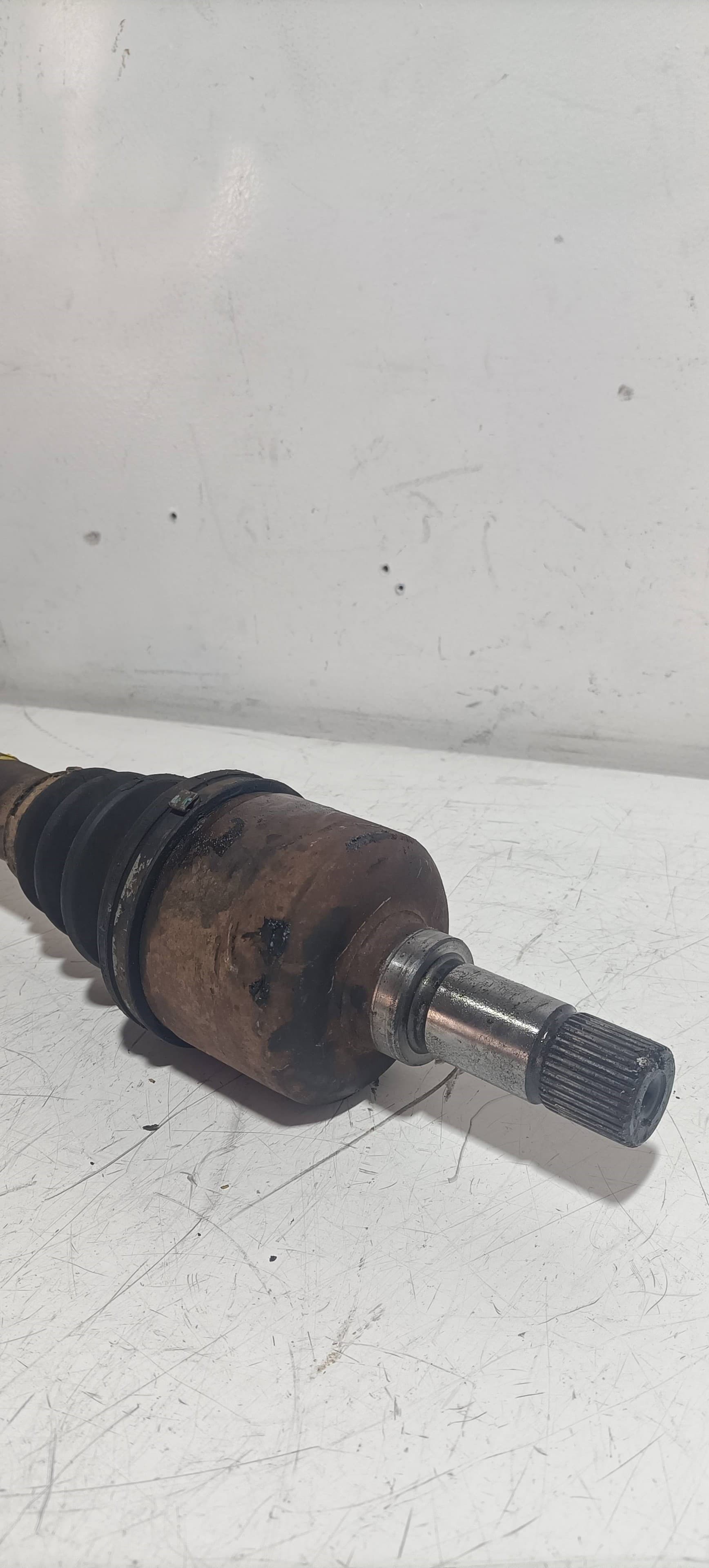 Transmision delantera izquierda CITROEN C5 BERLINA 3