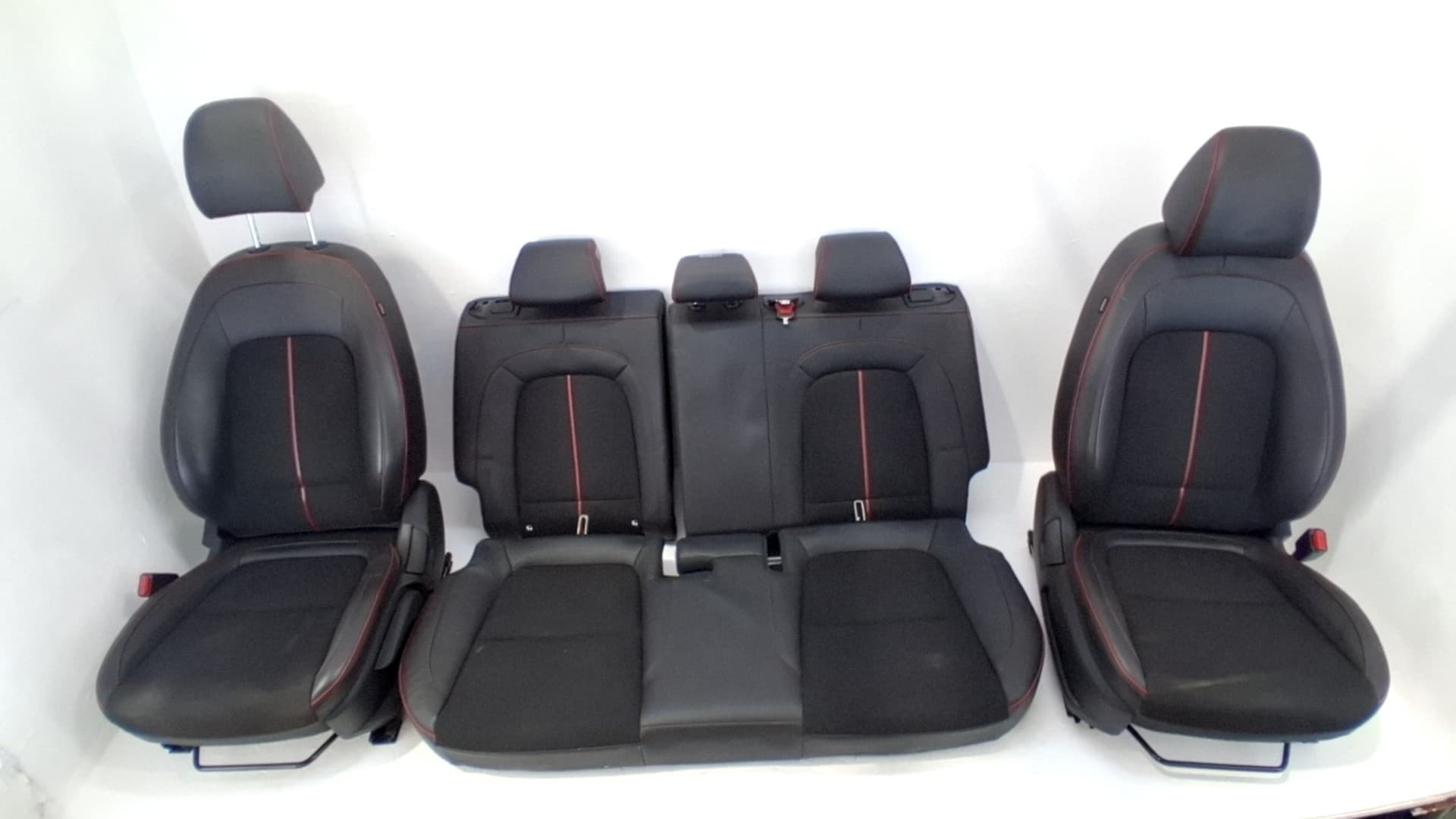 Juego asientos completo HYUNDAI KONA