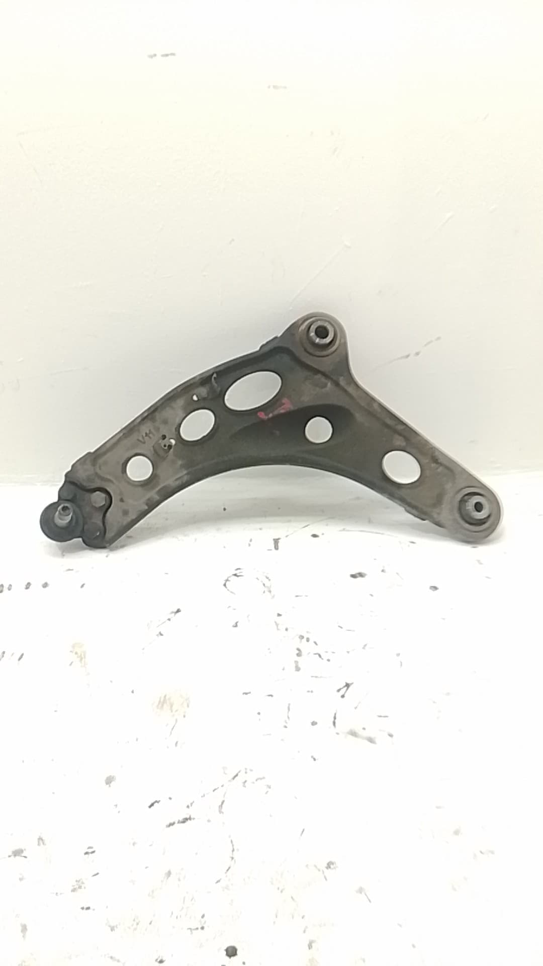 Brazo suspension inferior delantero izquierdo RENAULT TRAFIC